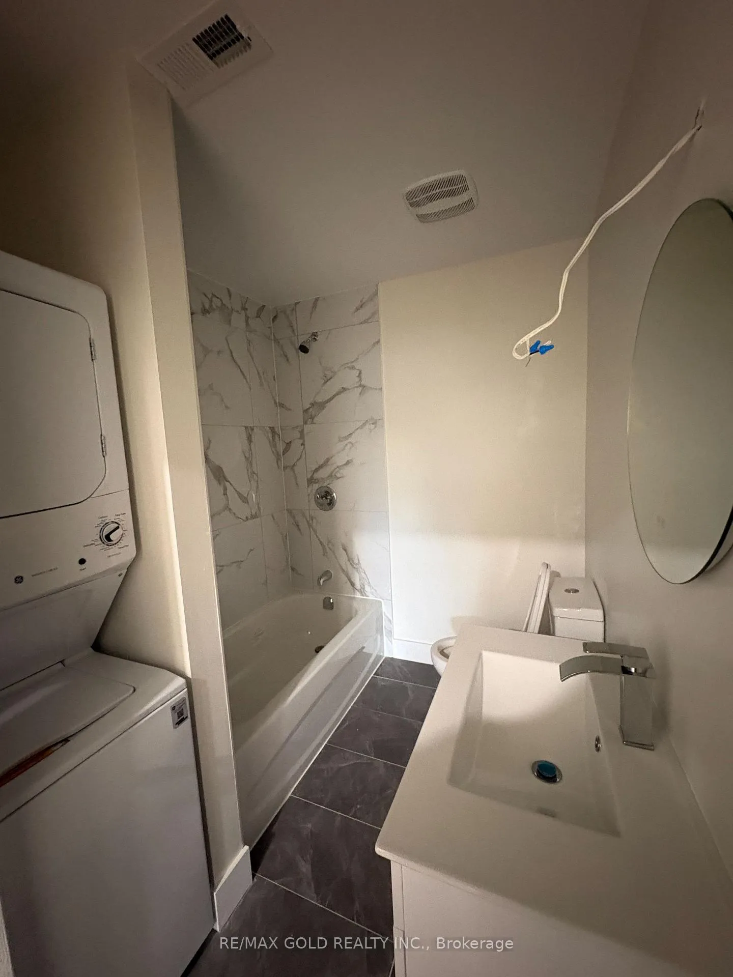Photo 9 of Unit bsmt, 145 Riverhead Drive, Etobicoke, Rexdale-Kipling — HOMEH
