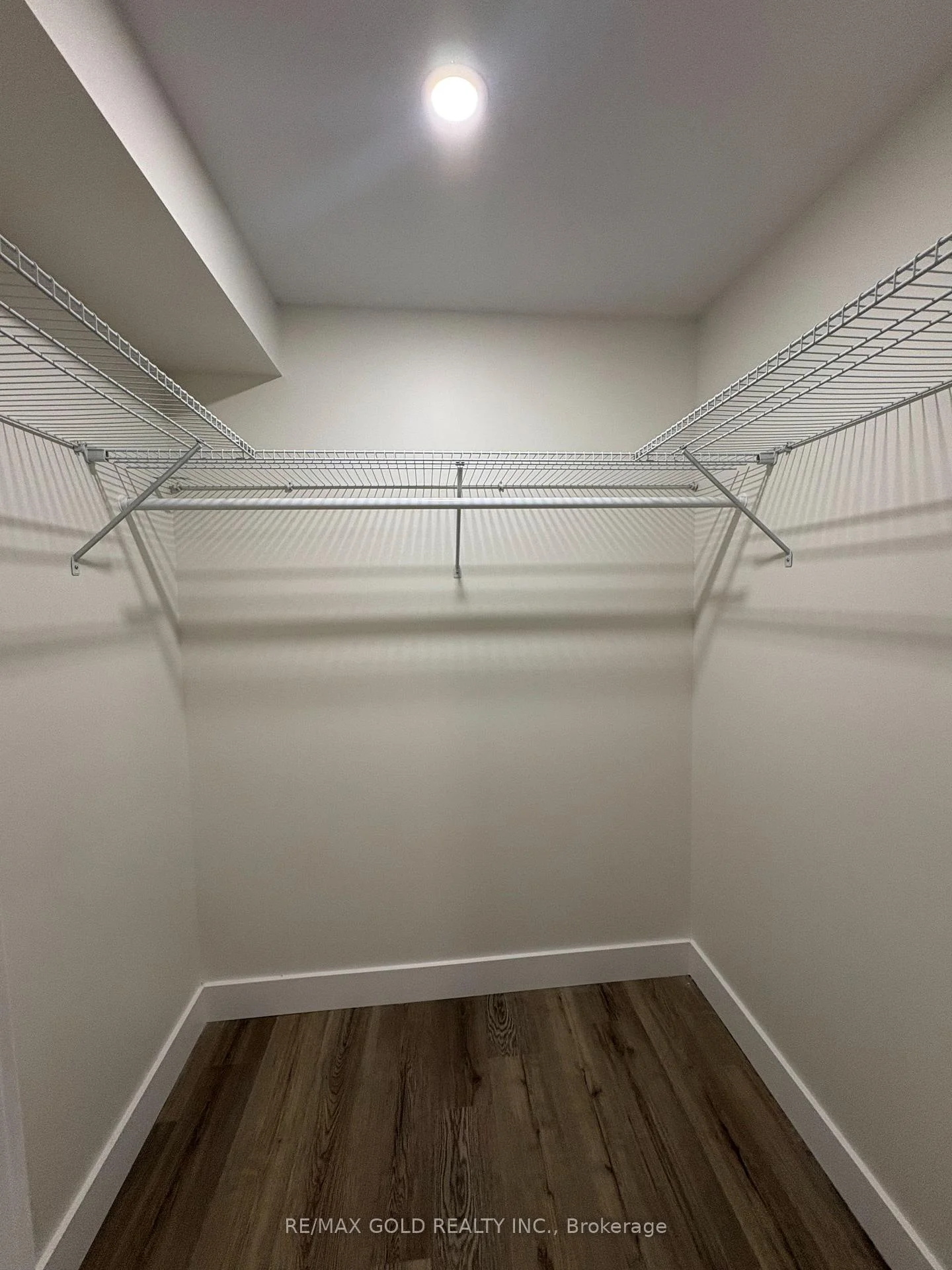 Photo 19 of Unit bsmt, 145 Riverhead Drive, Etobicoke, Rexdale-Kipling — HOMEH