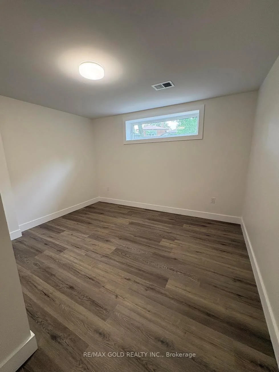 Photo 22 of Unit bsmt, 145 Riverhead Drive, Etobicoke, Rexdale-Kipling — HOMEH