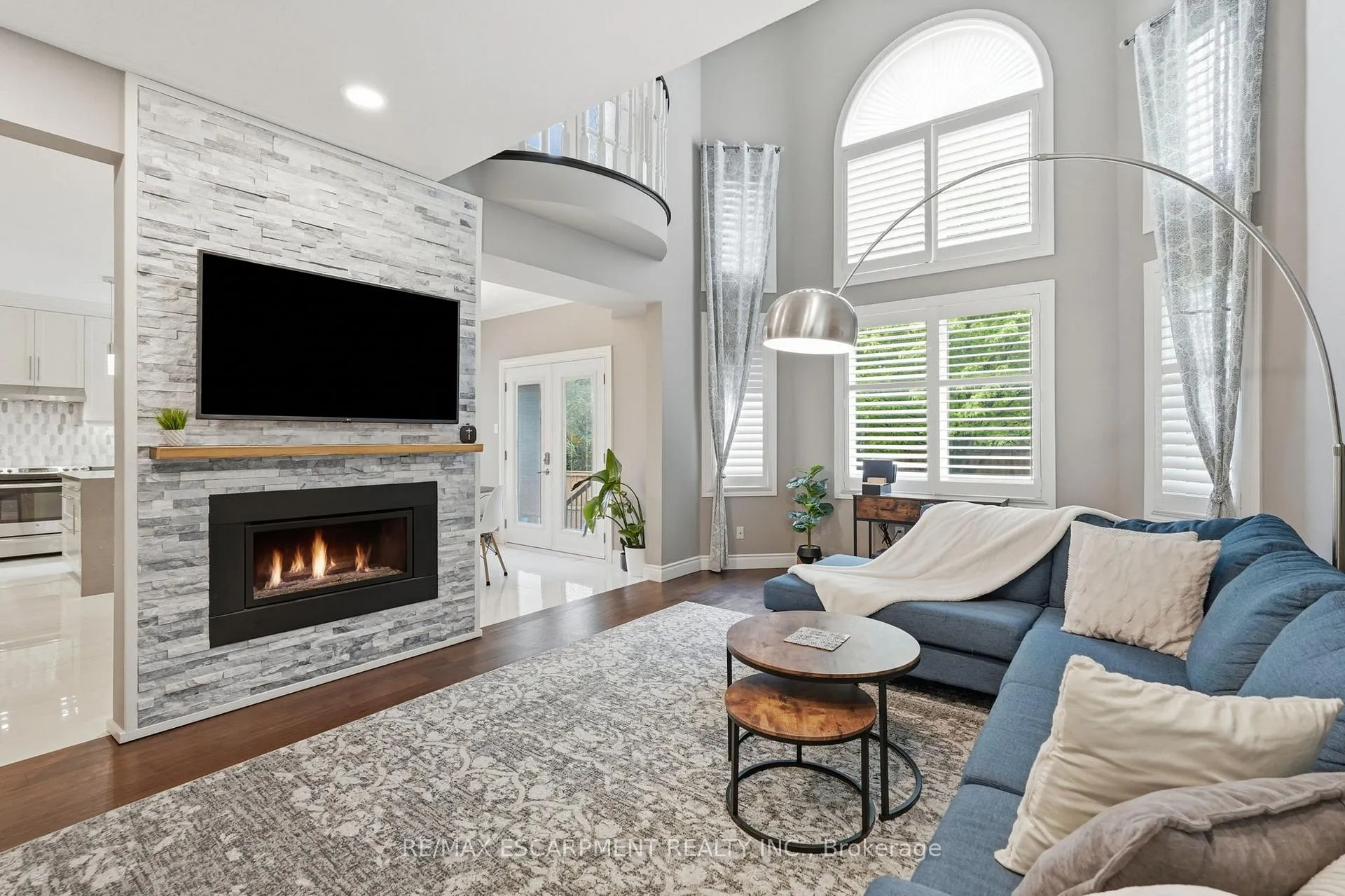 Photo 6 of 58 Anderson Court, Hamilton, Ancaster — HOMEH