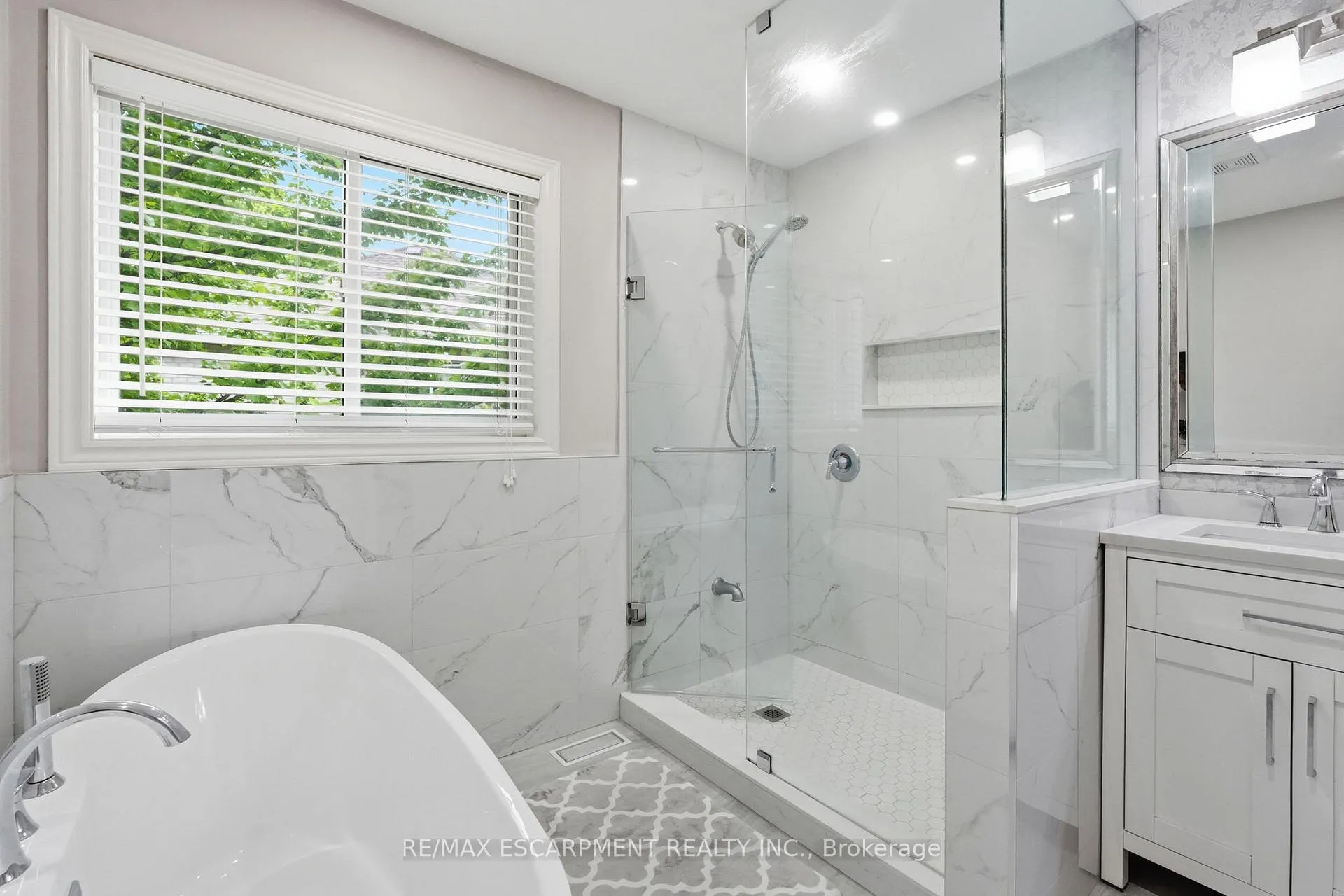 Photo 27 of 58 Anderson Court, Hamilton, Ancaster — HOMEH