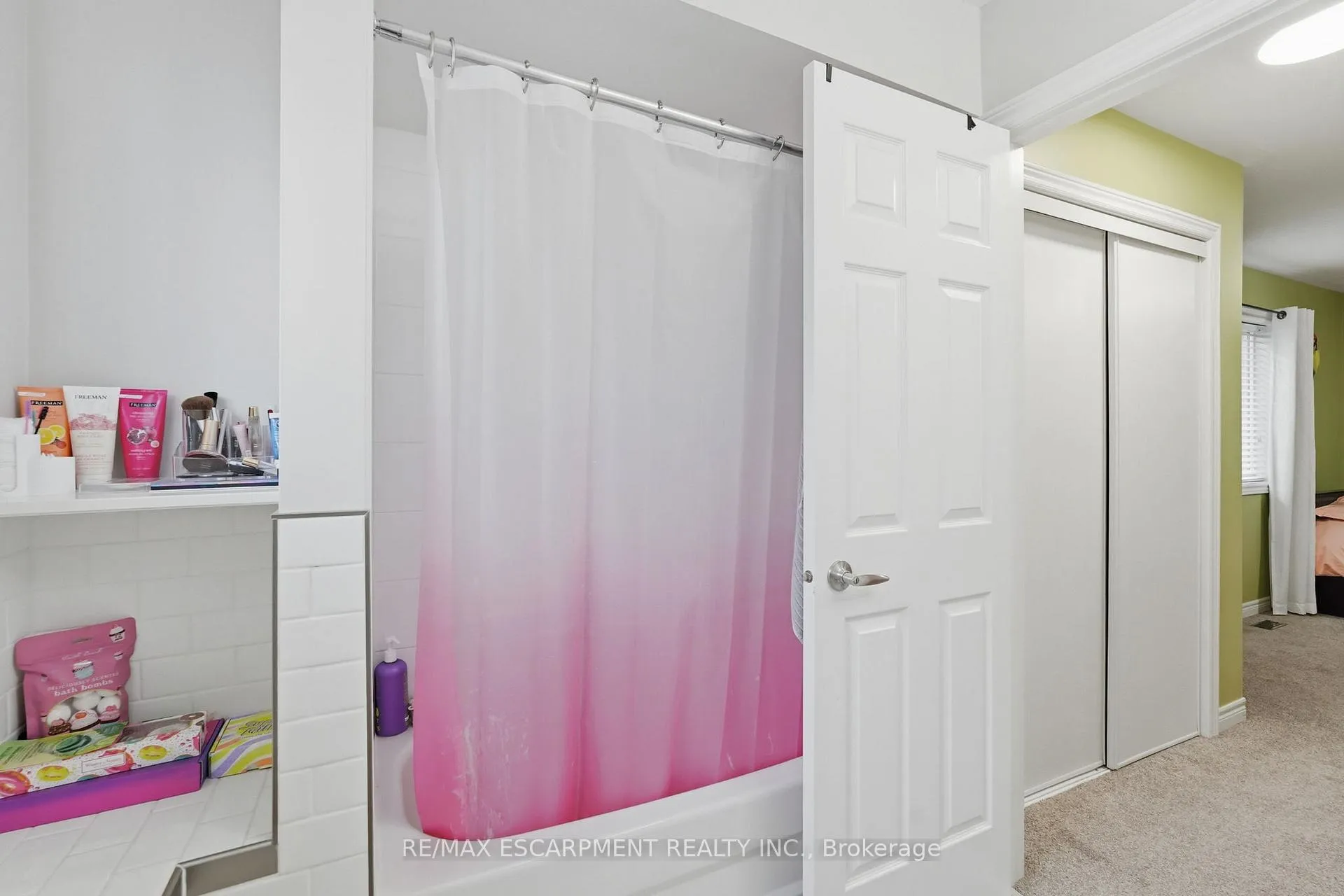 Photo 33 of 58 Anderson Court, Hamilton, Ancaster — HOMEH