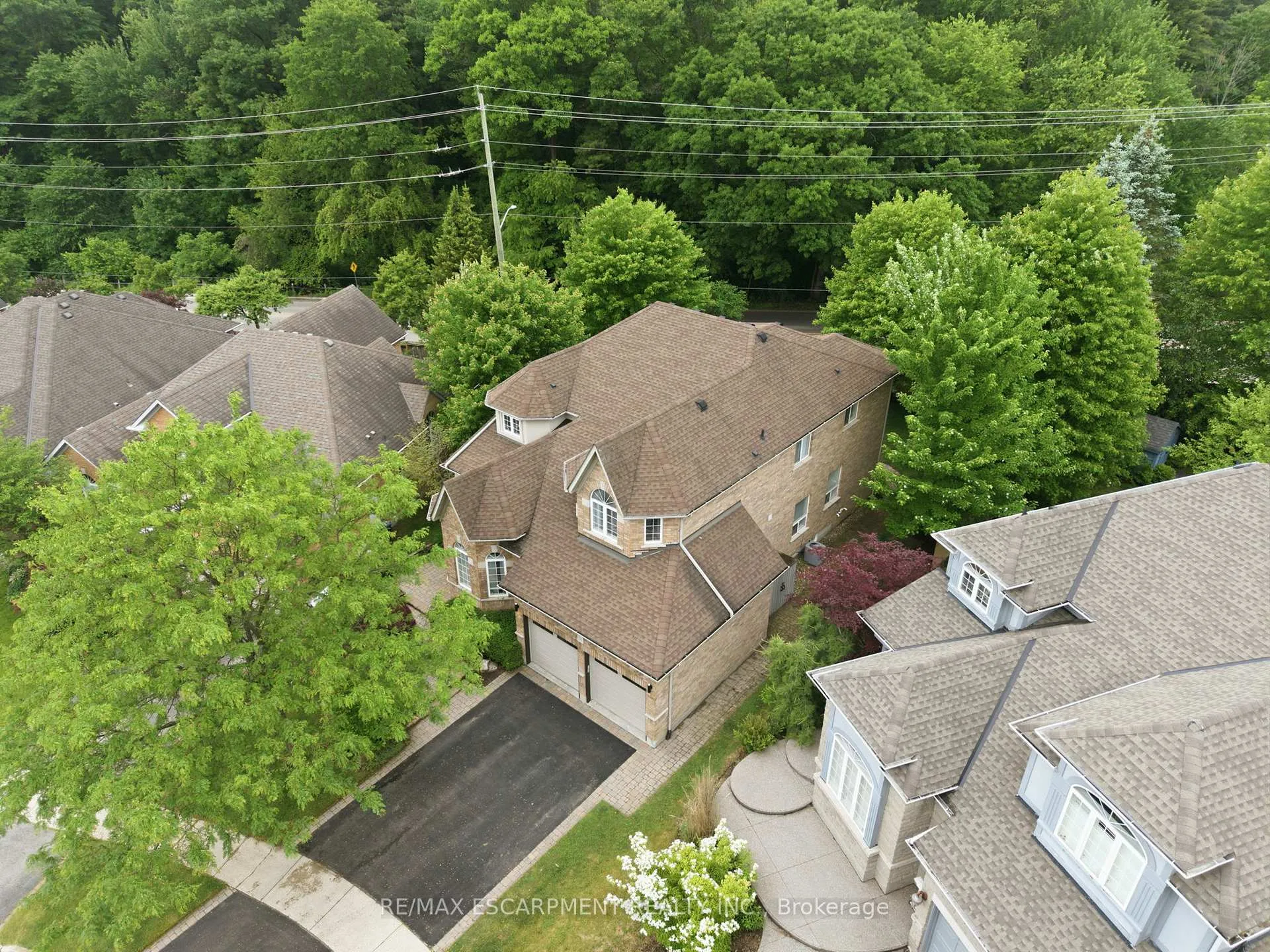 Photo 46 of 58 Anderson Court, Hamilton, Ancaster — HOMEH