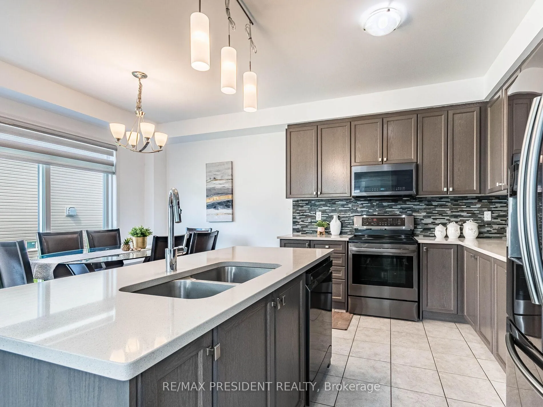 Photo 14 of 161 Munro Circle E, Brantford — HOMEH