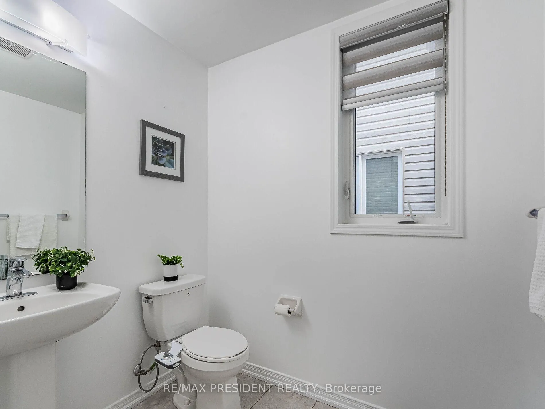 Photo 21 of 161 Munro Circle E, Brantford — HOMEH