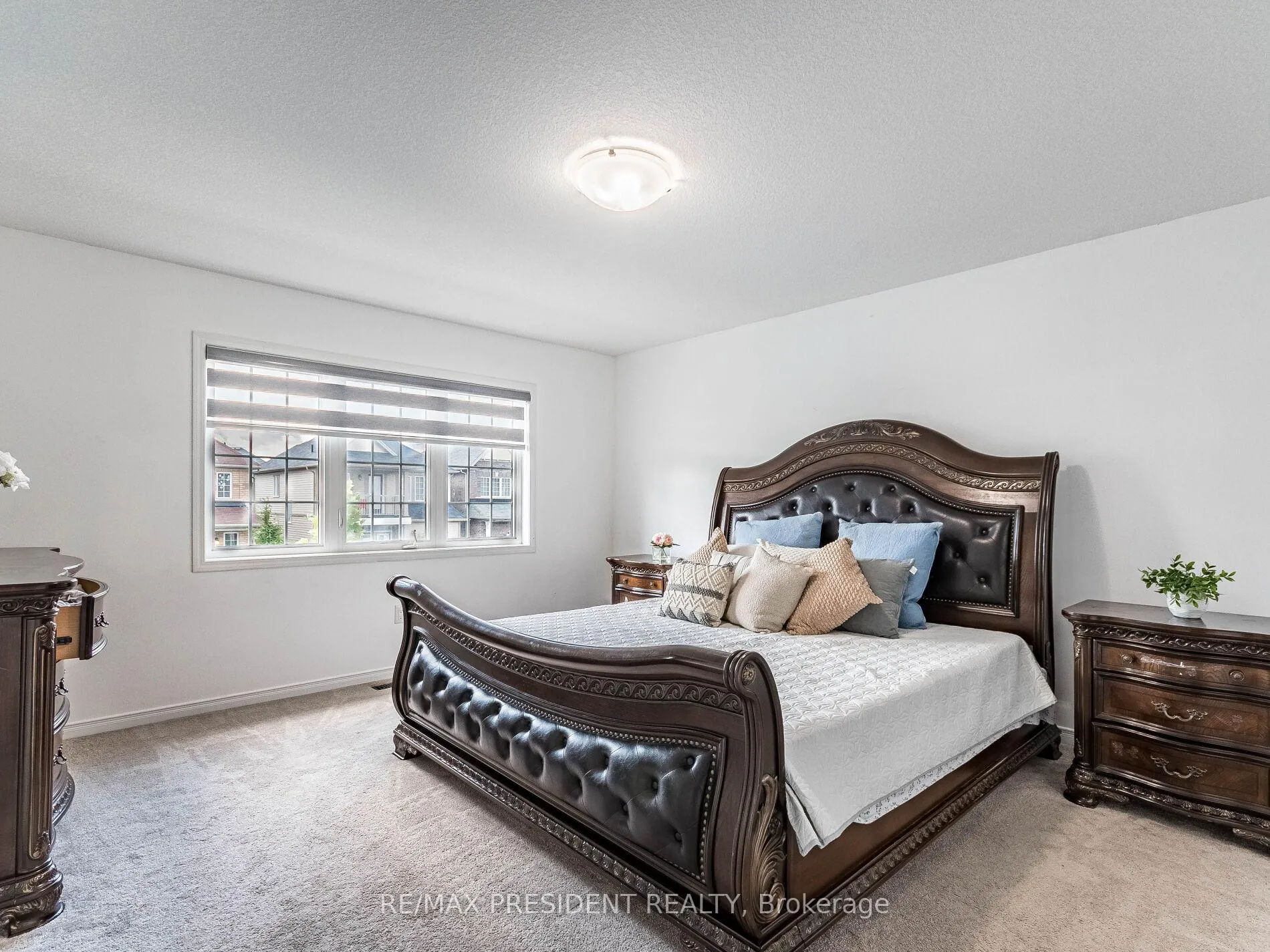 Photo 24 of 161 Munro Circle E, Brantford — HOMEH