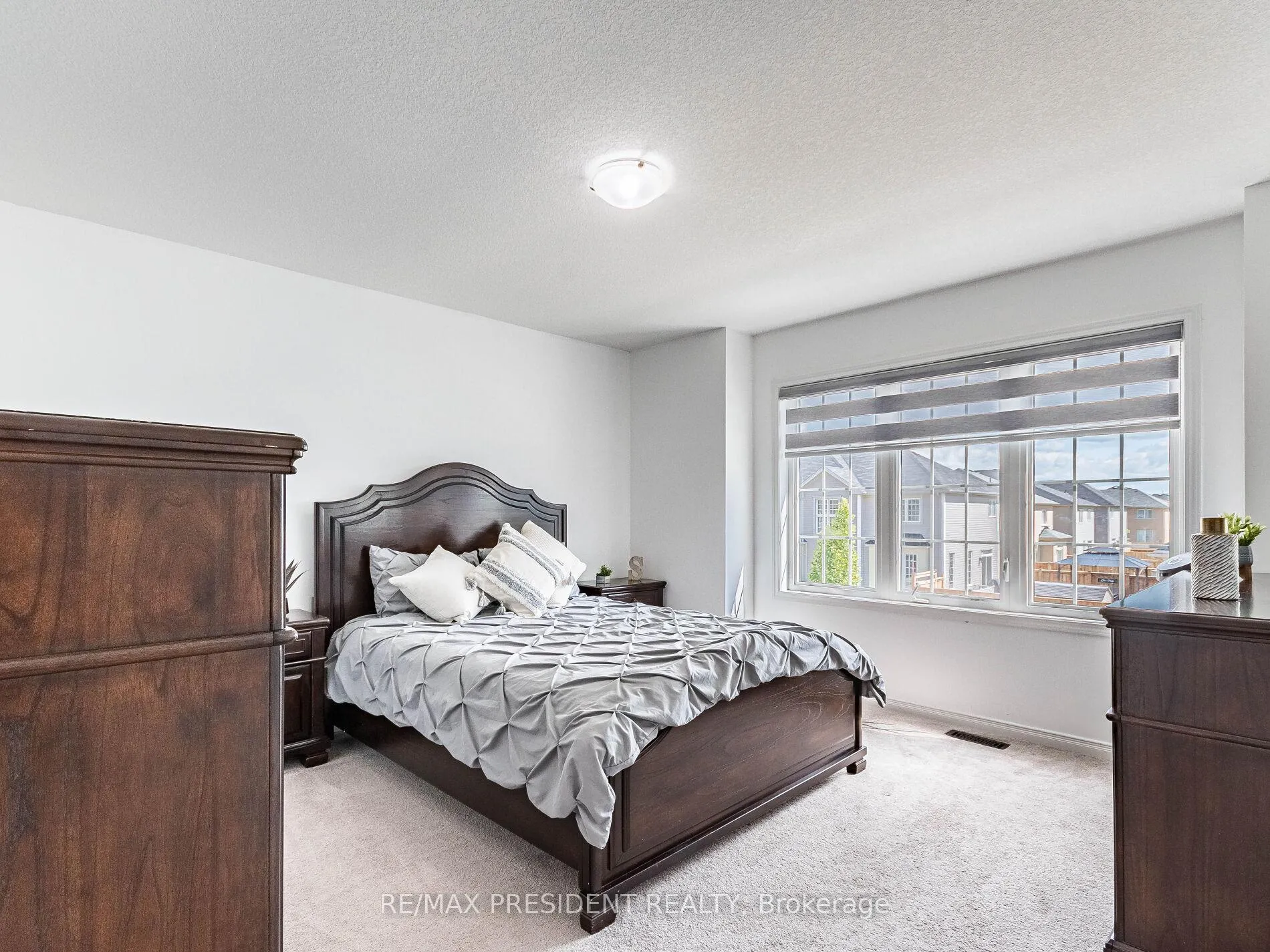 Photo 29 of 161 Munro Circle E, Brantford — HOMEH