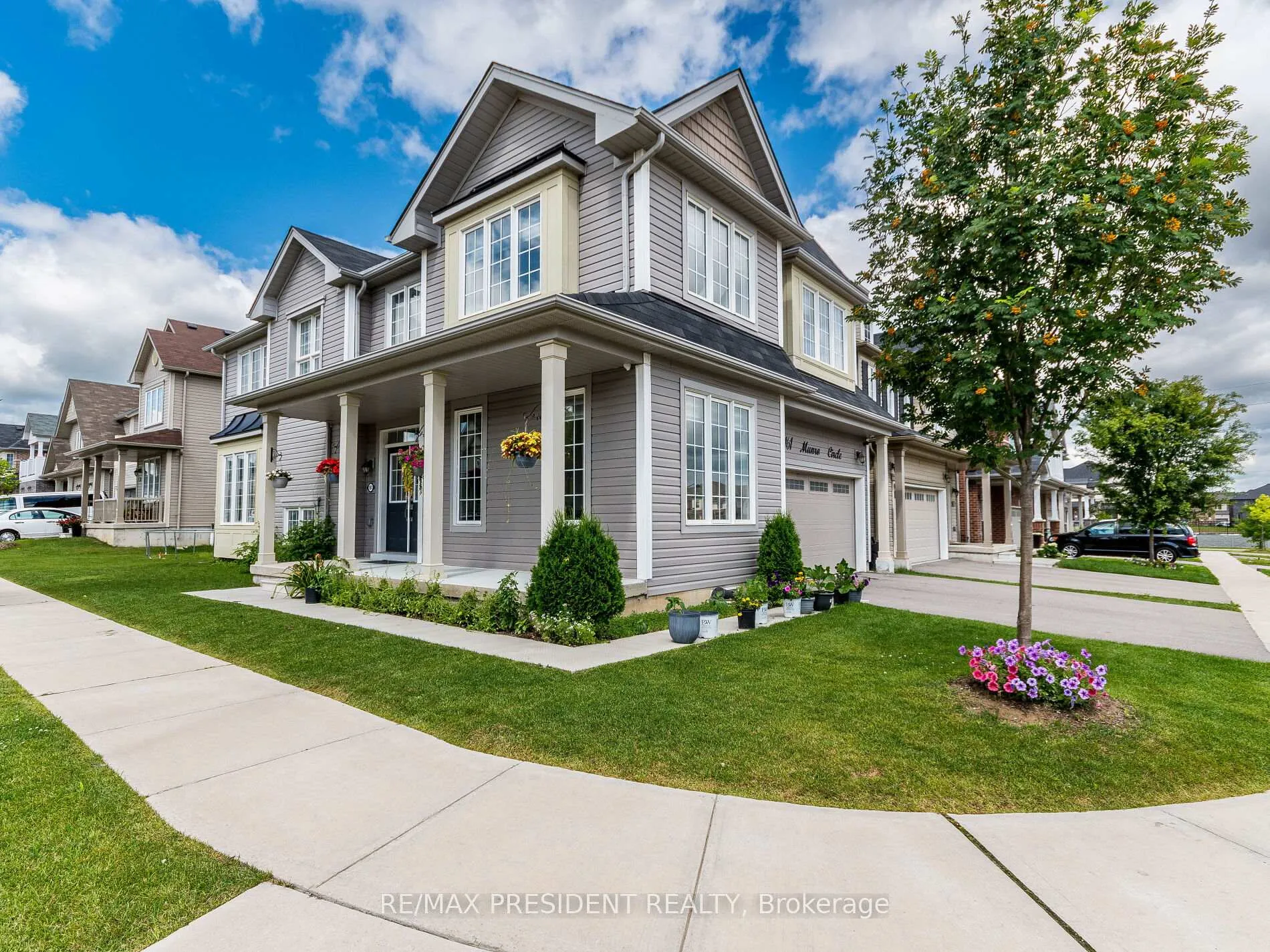Photo 39 of 161 Munro Circle E, Brantford — HOMEH