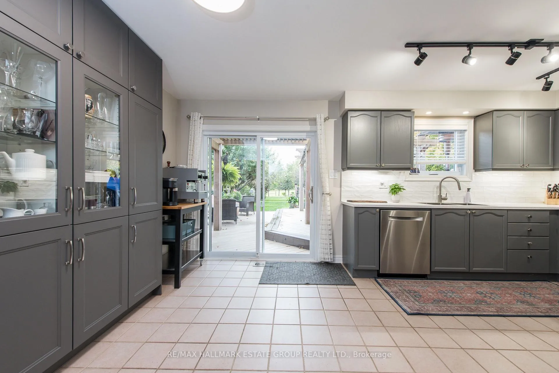 Photo 12 of 5 Cochrane Avenue, Brampton, Heart Lake East — HOMEH