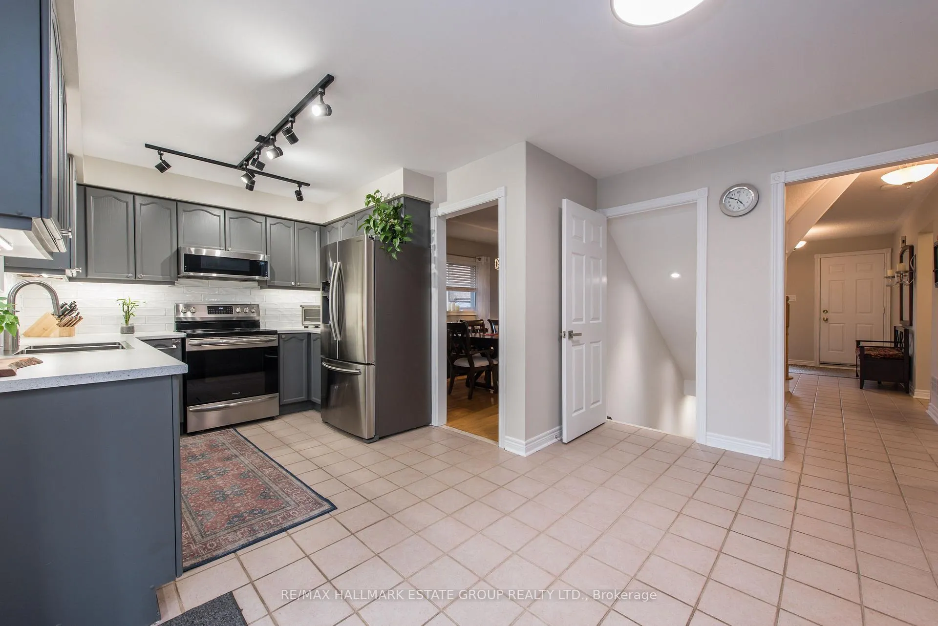 Photo 14 of 5 Cochrane Avenue, Brampton, Heart Lake East — HOMEH