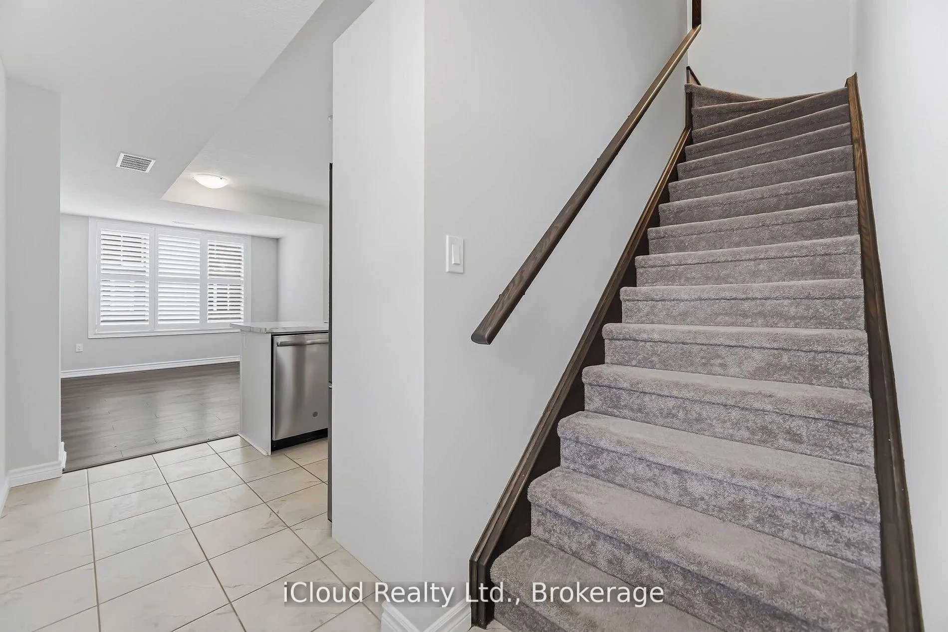 Photo 15 of Unit 103, 445 Ontario Street, Milton, Timberlea — HOMEH