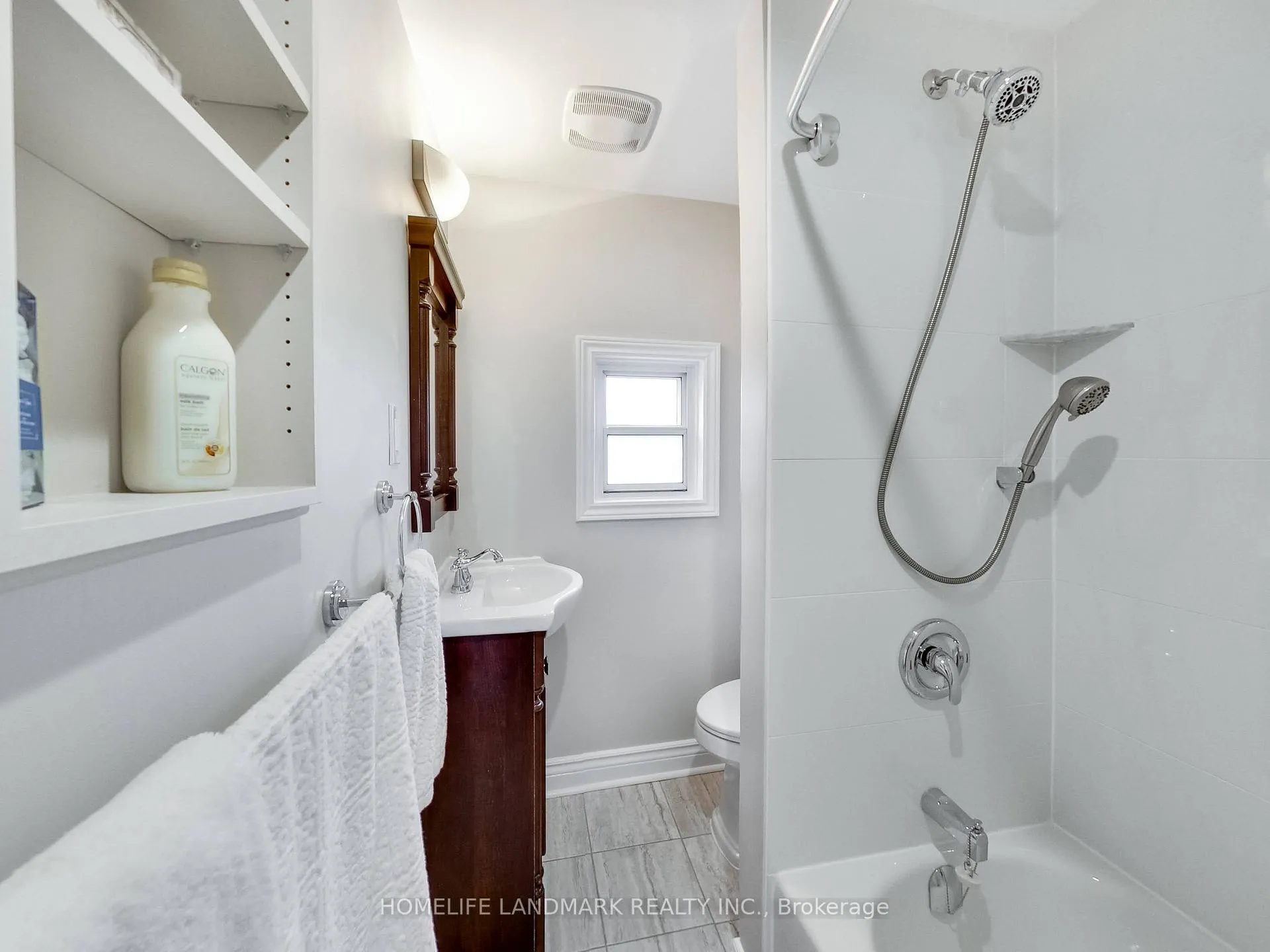 Photo 19 of 297 Withrow Avenue, Toronto, Blake-Jones — HOMEH