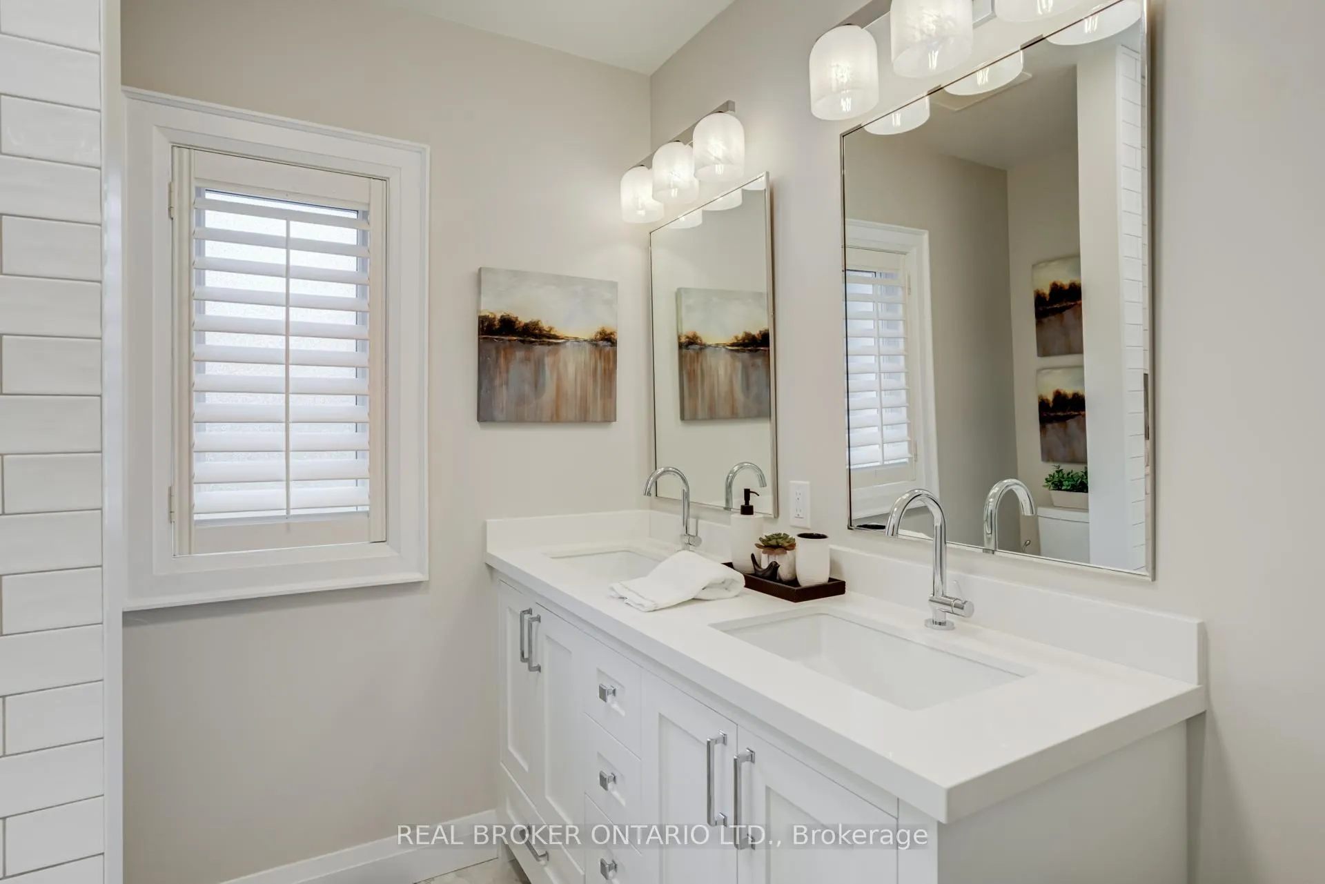 Photo 25 of 331 Millwood Road, Toronto, Mount Pleasant East — HOMEH