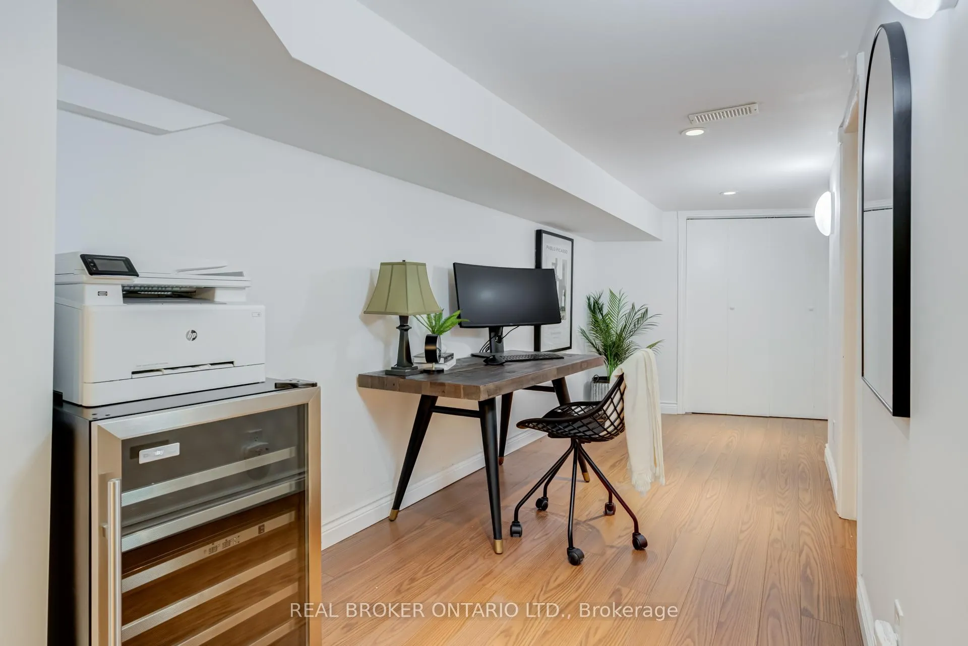 Photo 30 of 331 Millwood Road, Toronto, Mount Pleasant East — HOMEH