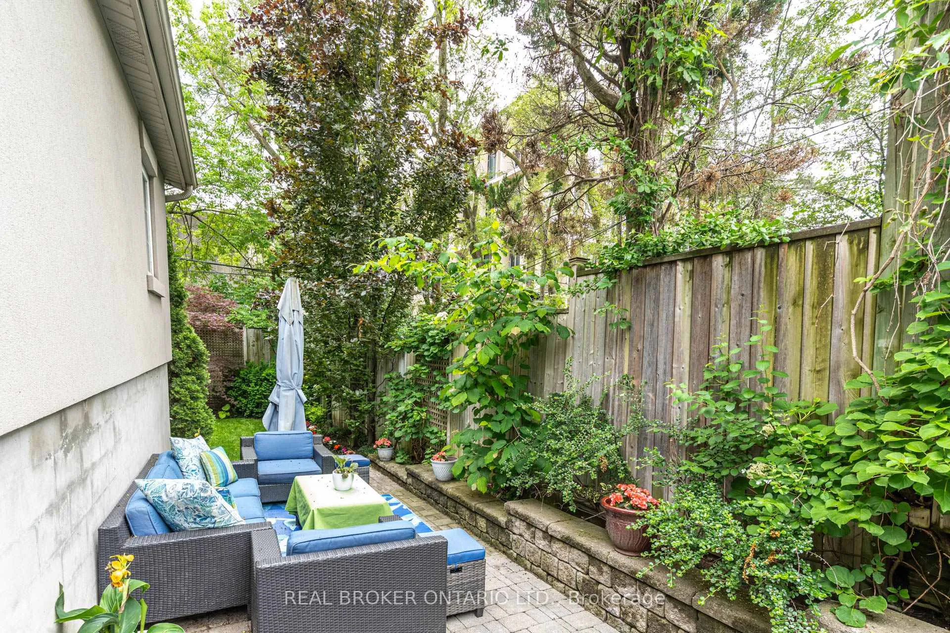 Photo 41 of 331 Millwood Road, Toronto, Mount Pleasant East — HOMEH