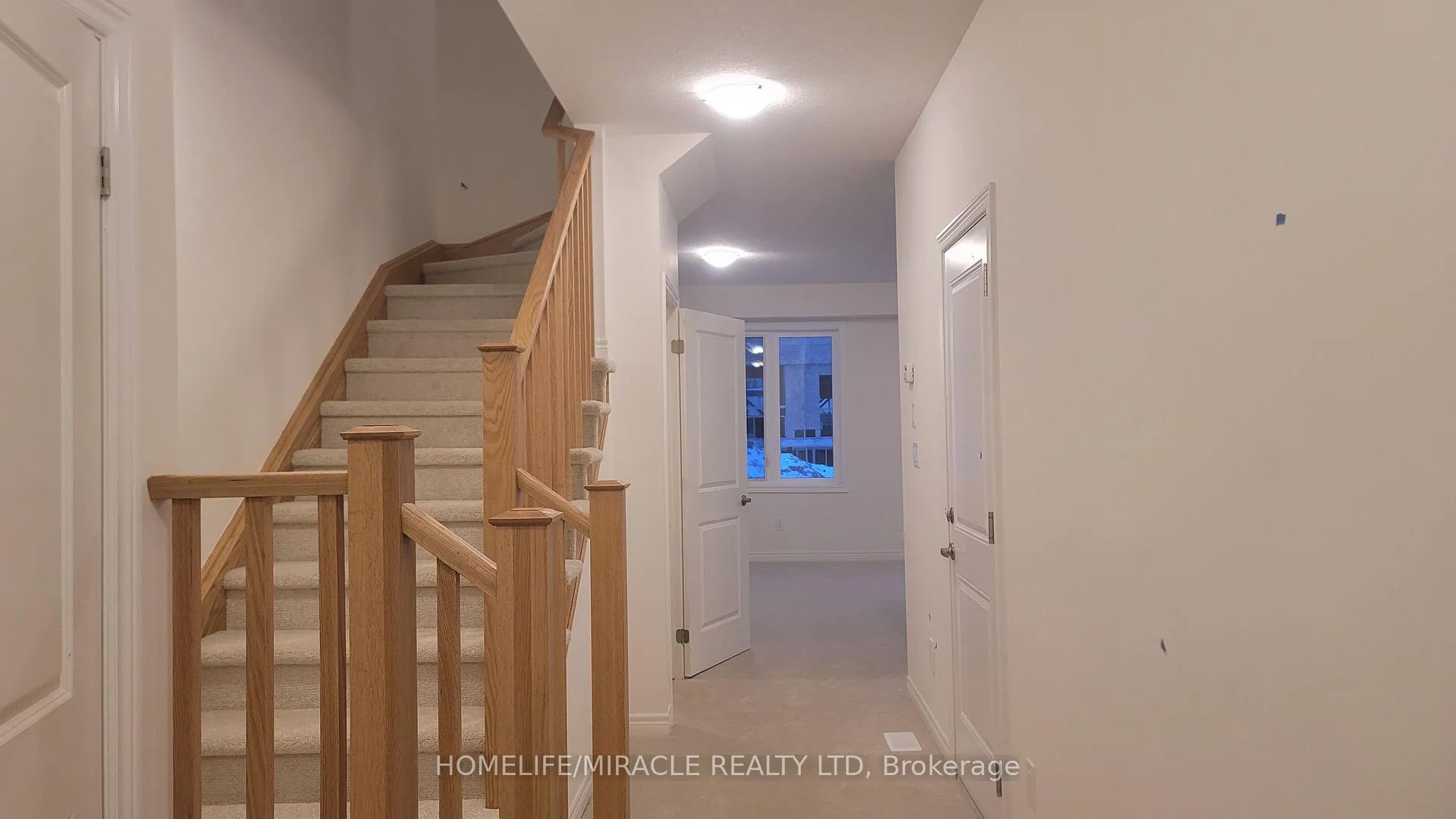 Photo 2 of 22 Vickers Road, Hamilton, Mount Hope — HOMEH