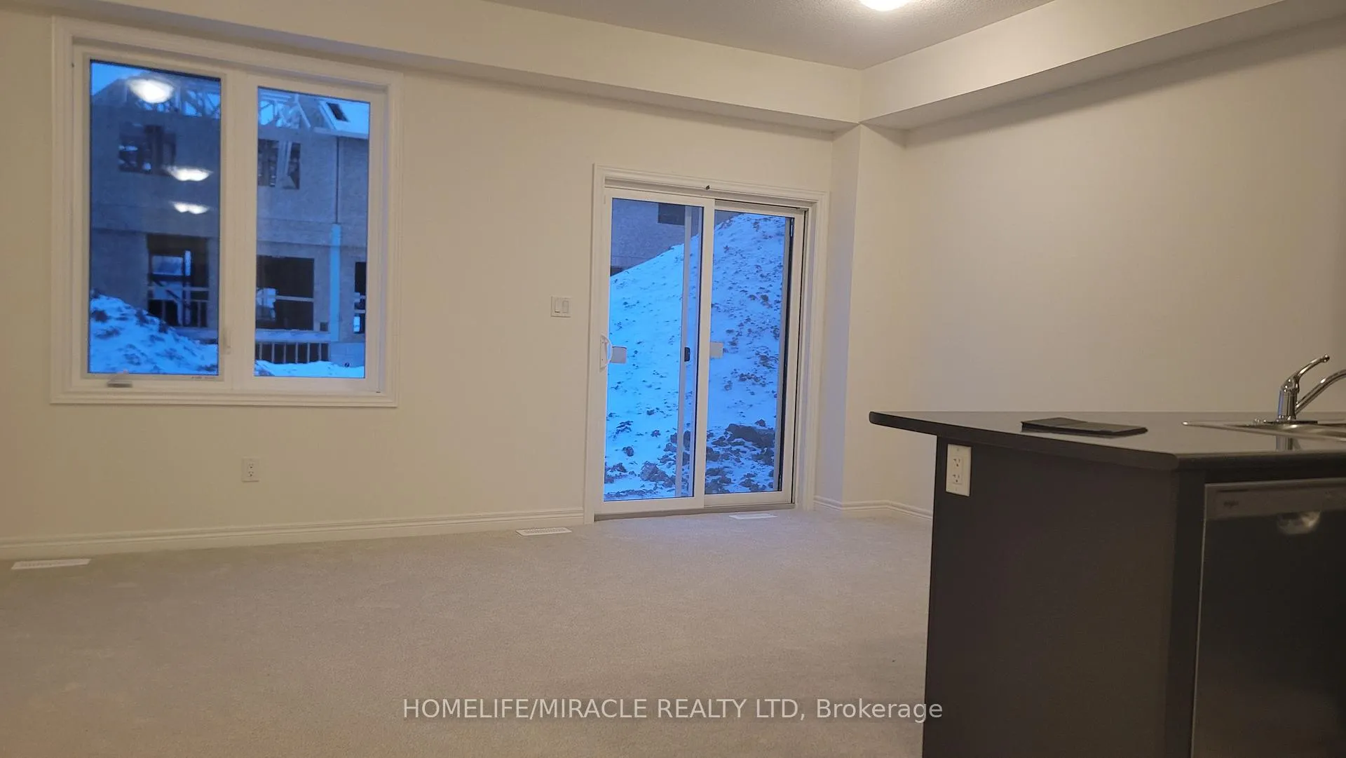 Photo 4 of 22 Vickers Road, Hamilton, Mount Hope — HOMEH