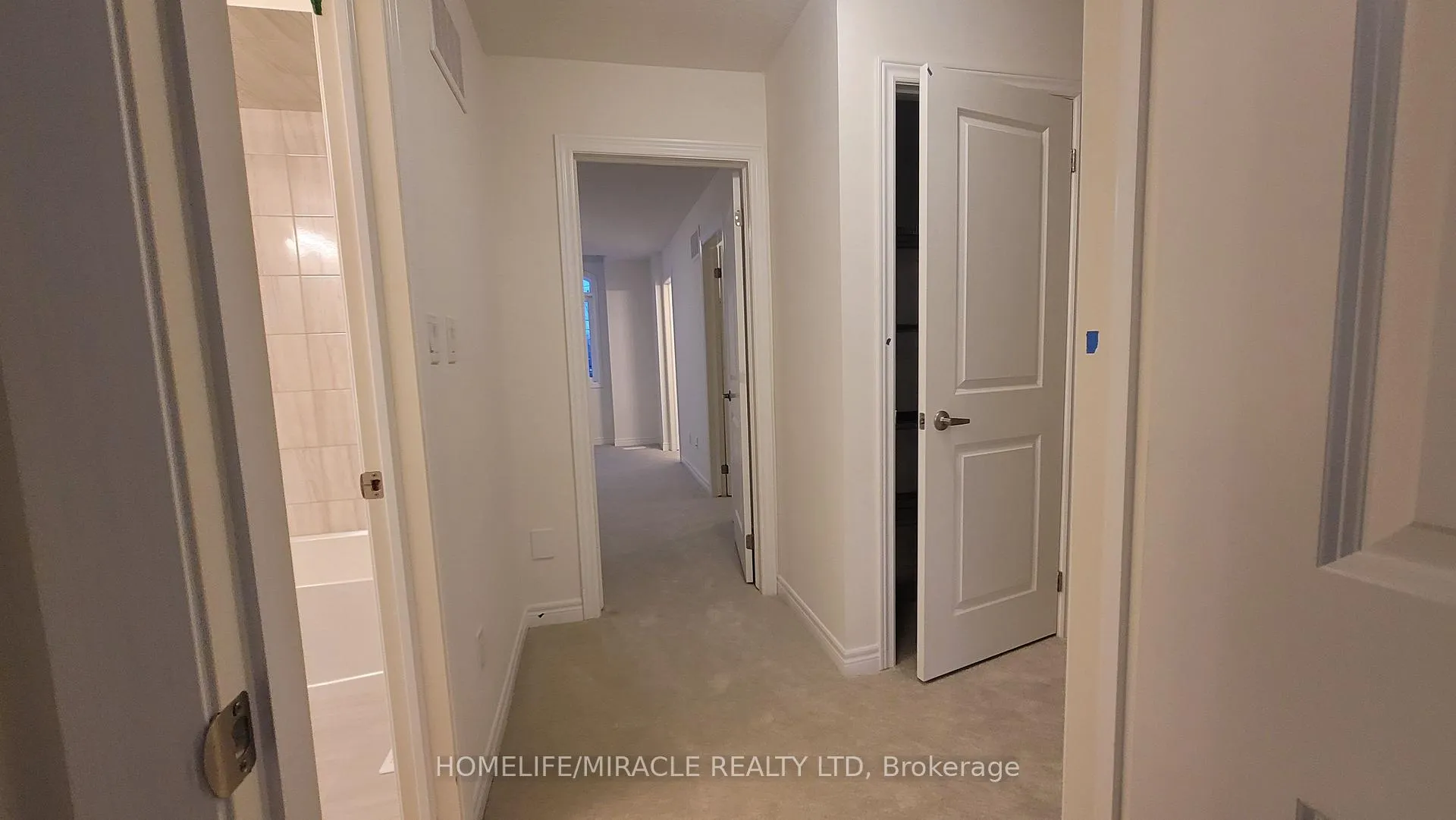 Photo 6 of 22 Vickers Road, Hamilton, Mount Hope — HOMEH