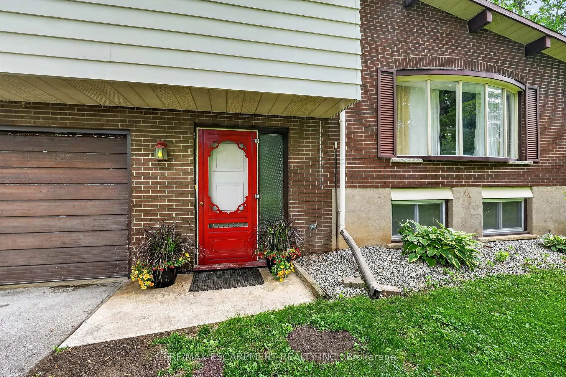 Photo 5 of 124 Mumby Road, Haldimand, Dunnville — HOMEH