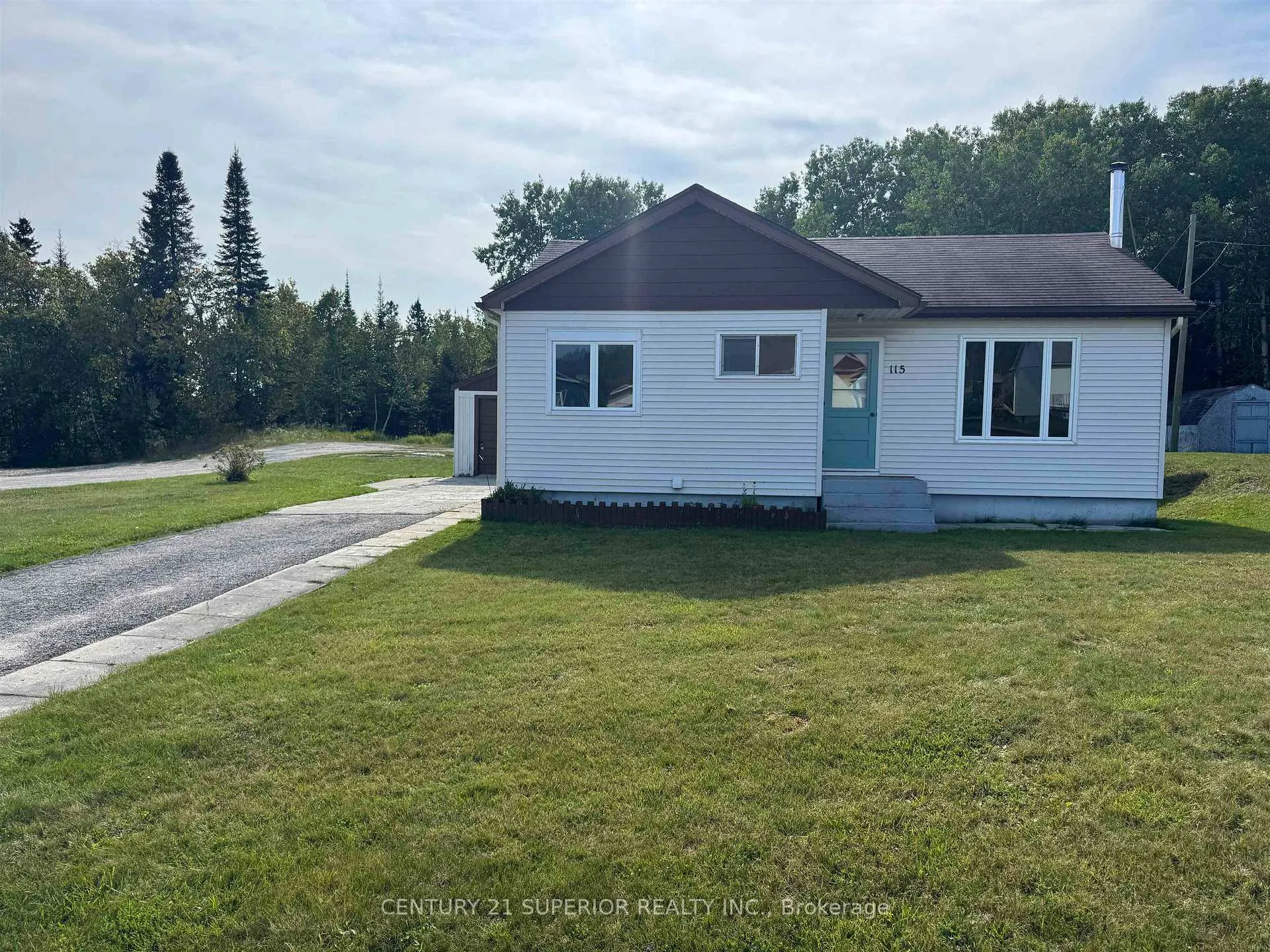 Photo 2 of 115 Warbler Drive, Manitouwadge — HOMEH