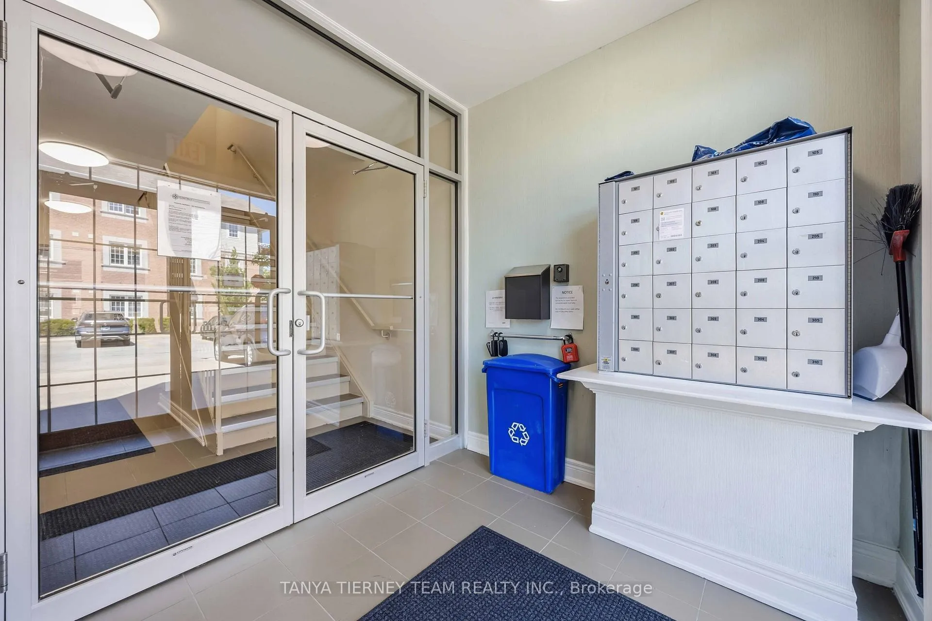 Photo 5 of Unit 307, 52 Harvey Johnston Way, Whitby, Brooklin — HOMEH