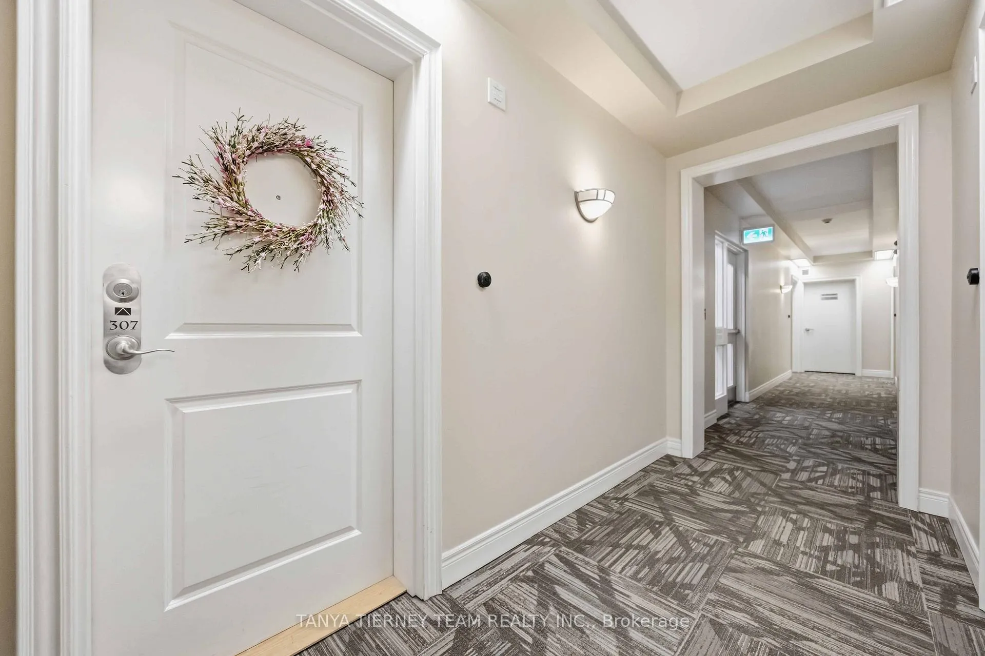 Photo 6 of Unit 307, 52 Harvey Johnston Way, Whitby, Brooklin — HOMEH