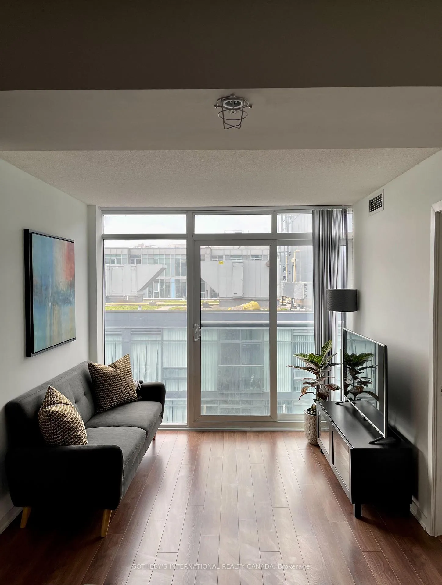 Photo 4 of Unit LPH03E, 36 Lisgar Street, Toronto, Little Portugal — HOMEH