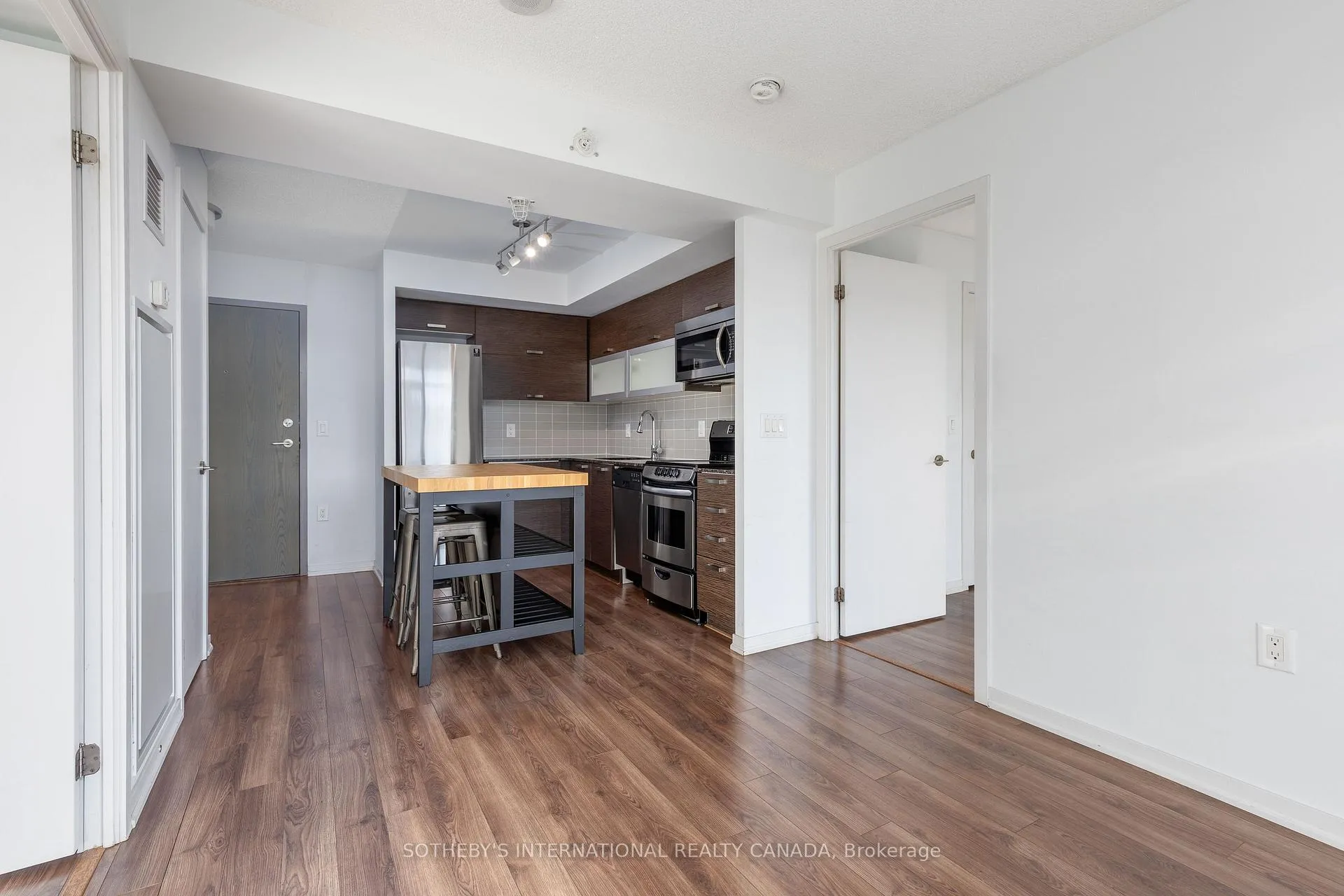 Photo 5 of Unit LPH03E, 36 Lisgar Street, Toronto, Little Portugal — HOMEH