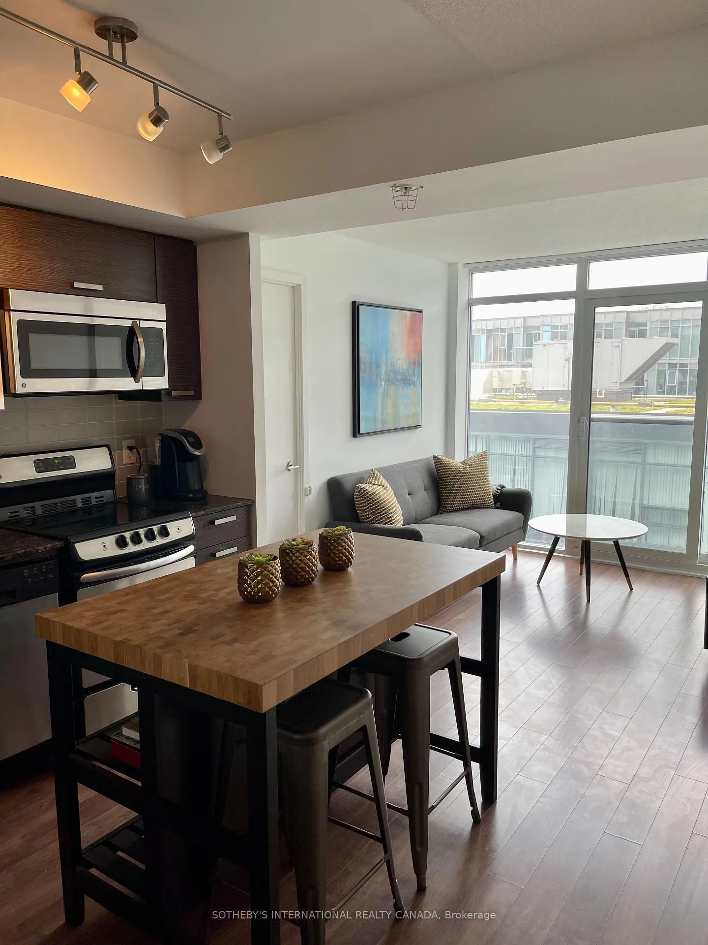 Photo 7 of Unit LPH03E, 36 Lisgar Street, Toronto, Little Portugal — HOMEH
