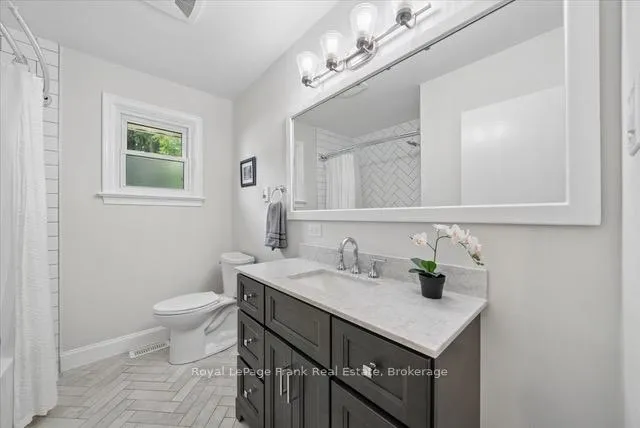 Photo 18 of 124 Brock Street E, Uxbridge — HOMEH