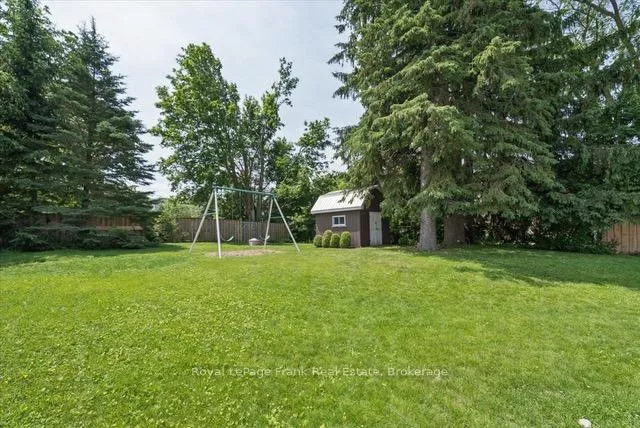 Photo 38 of 124 Brock Street E, Uxbridge — HOMEH