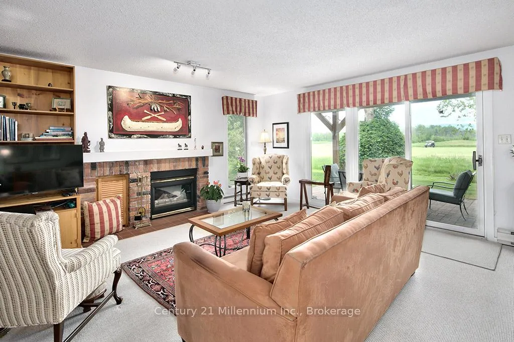 Photo 8 of 500 Oxbow Crescent, Collingwood — HOMEH