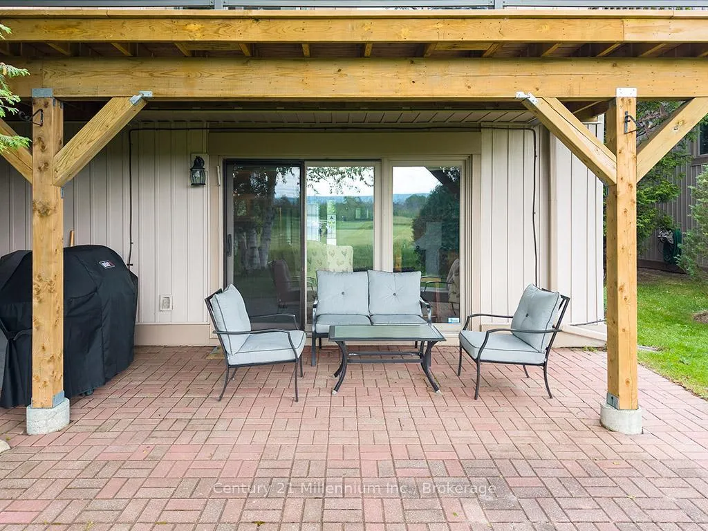 Photo 25 of 500 Oxbow Crescent, Collingwood — HOMEH