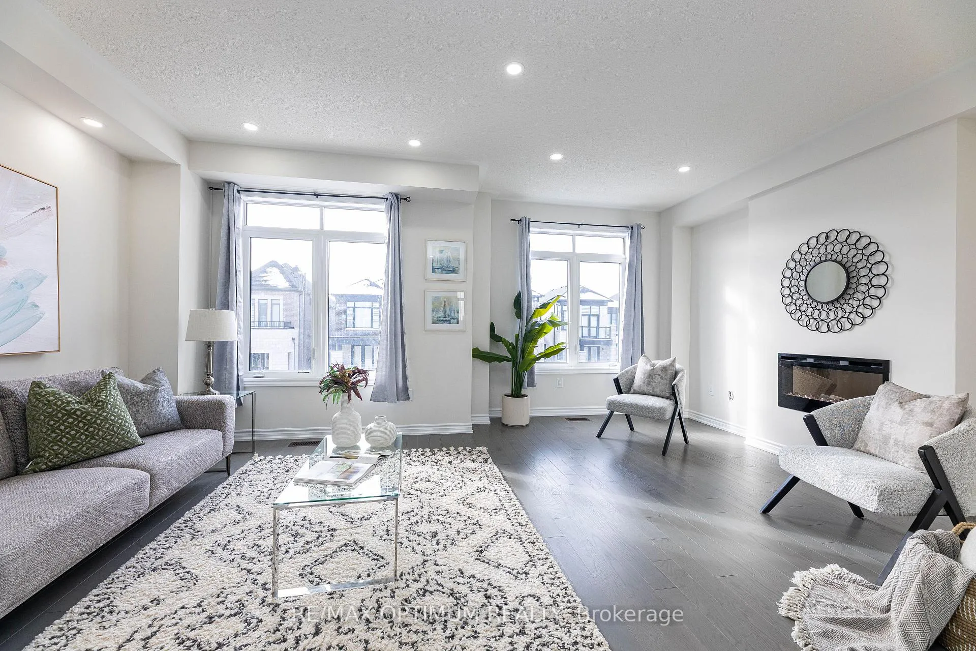 Photo 17 of 63 Minnock Street, Caledon, Rural Caledon — HOMEH