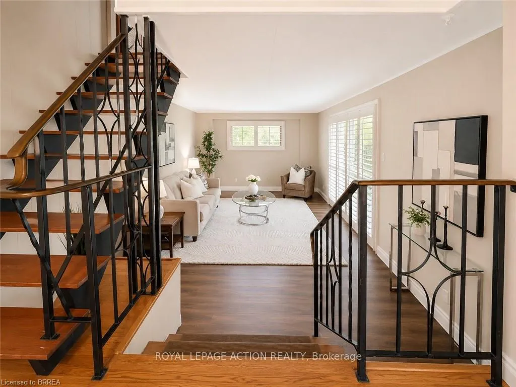 Photo 11 of 63 Hill Avenue, Brantford — HOMEH