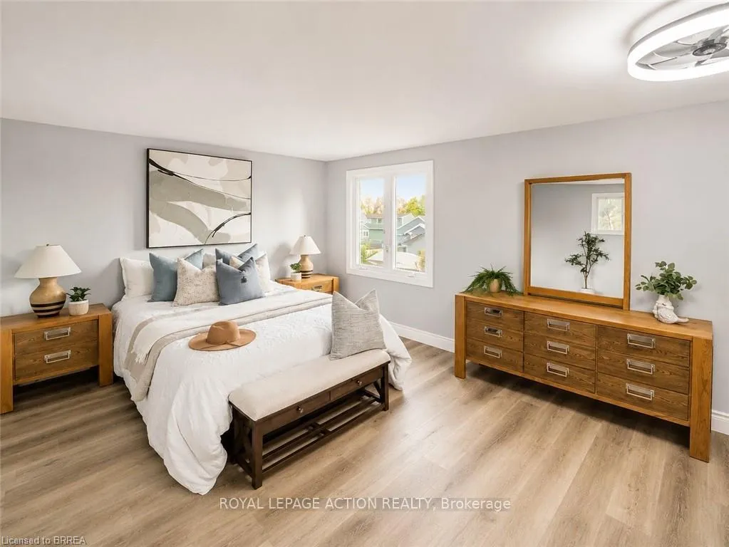 Photo 14 of 63 Hill Avenue, Brantford — HOMEH