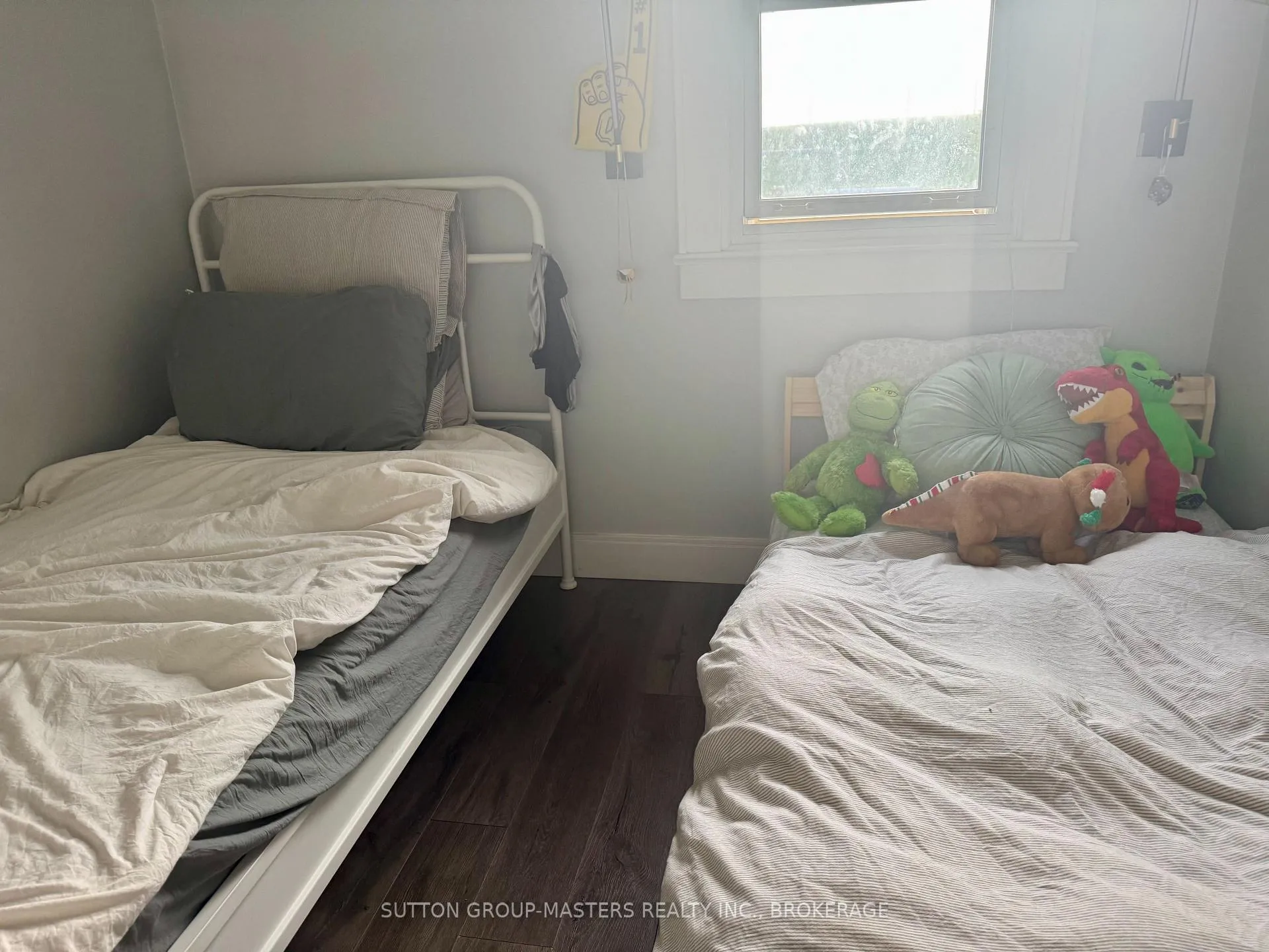 Photo 7 of 808 Victoria Street, Kingston, East of Sir John A. Blvd — HOMEH