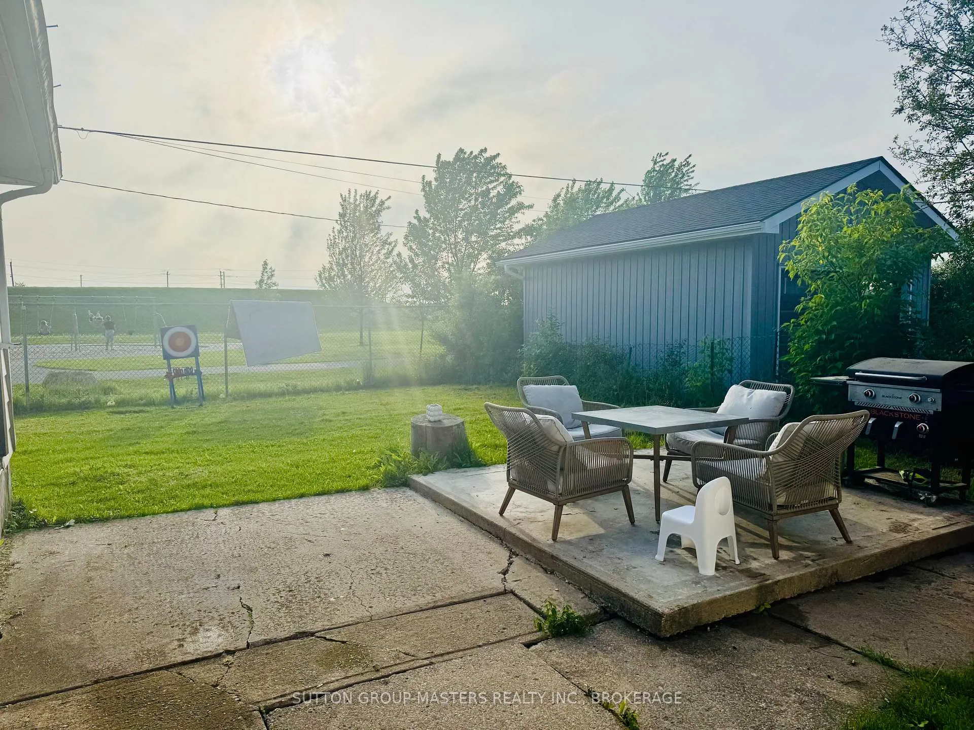 Photo 11 of 808 Victoria Street, Kingston, East of Sir John A. Blvd — HOMEH