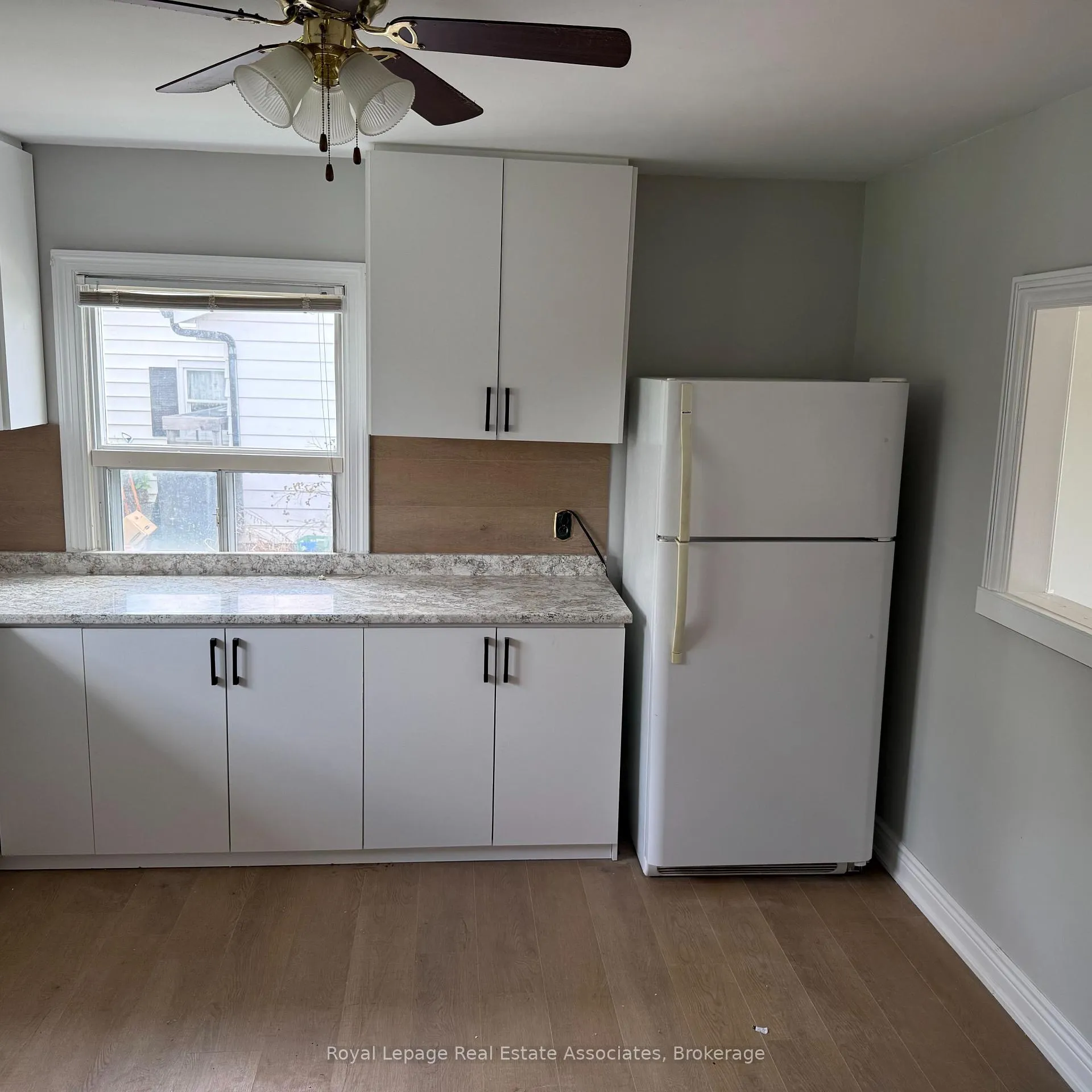 Photo 6 of Unit Upper Level, 13469 Highway 7, Halton Hills, Rural Halton Hills — HOMEH