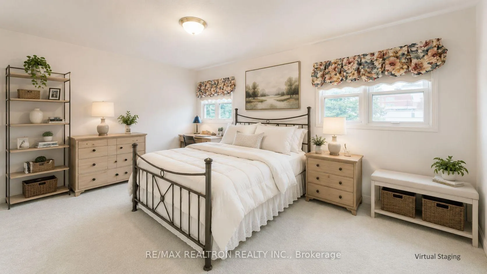 Photo 12 of 47 Central Park Drive, Markham, Markville — HOMEH