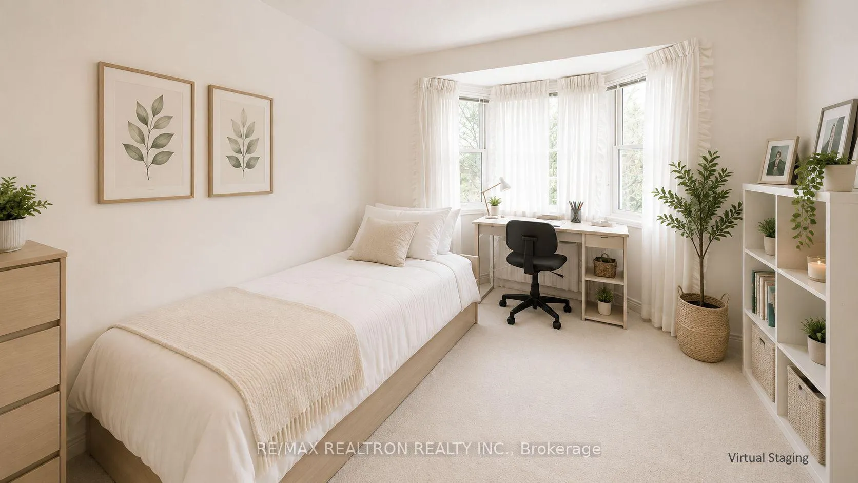 Photo 15 of 47 Central Park Drive, Markham, Markville — HOMEH