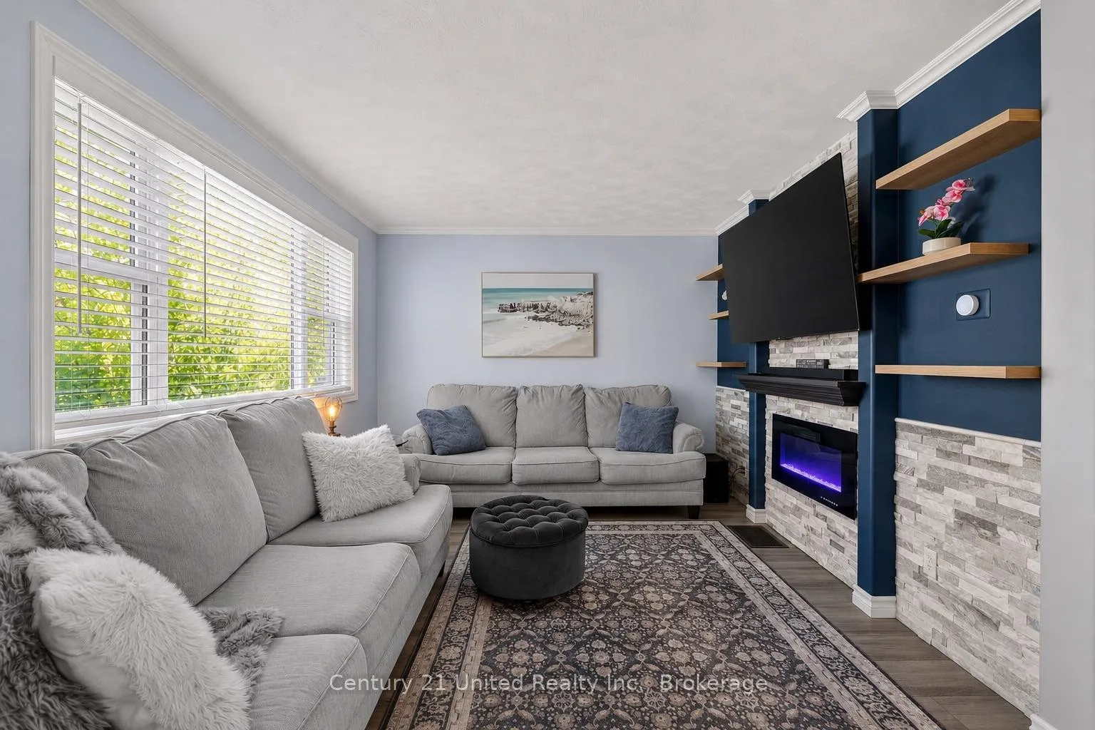 Photo 5 of 359 Mcgill Street, Peterborough, Otonabee Ward 1 — HOMEH