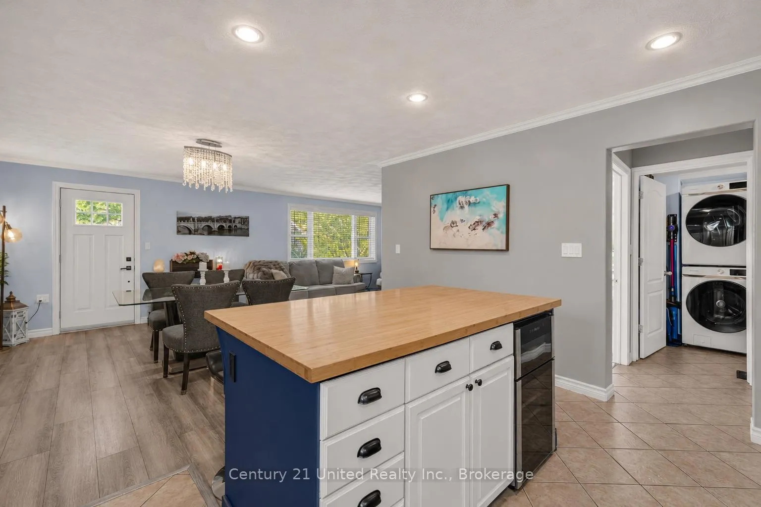 Photo 11 of 359 Mcgill Street, Peterborough, Otonabee Ward 1 — HOMEH