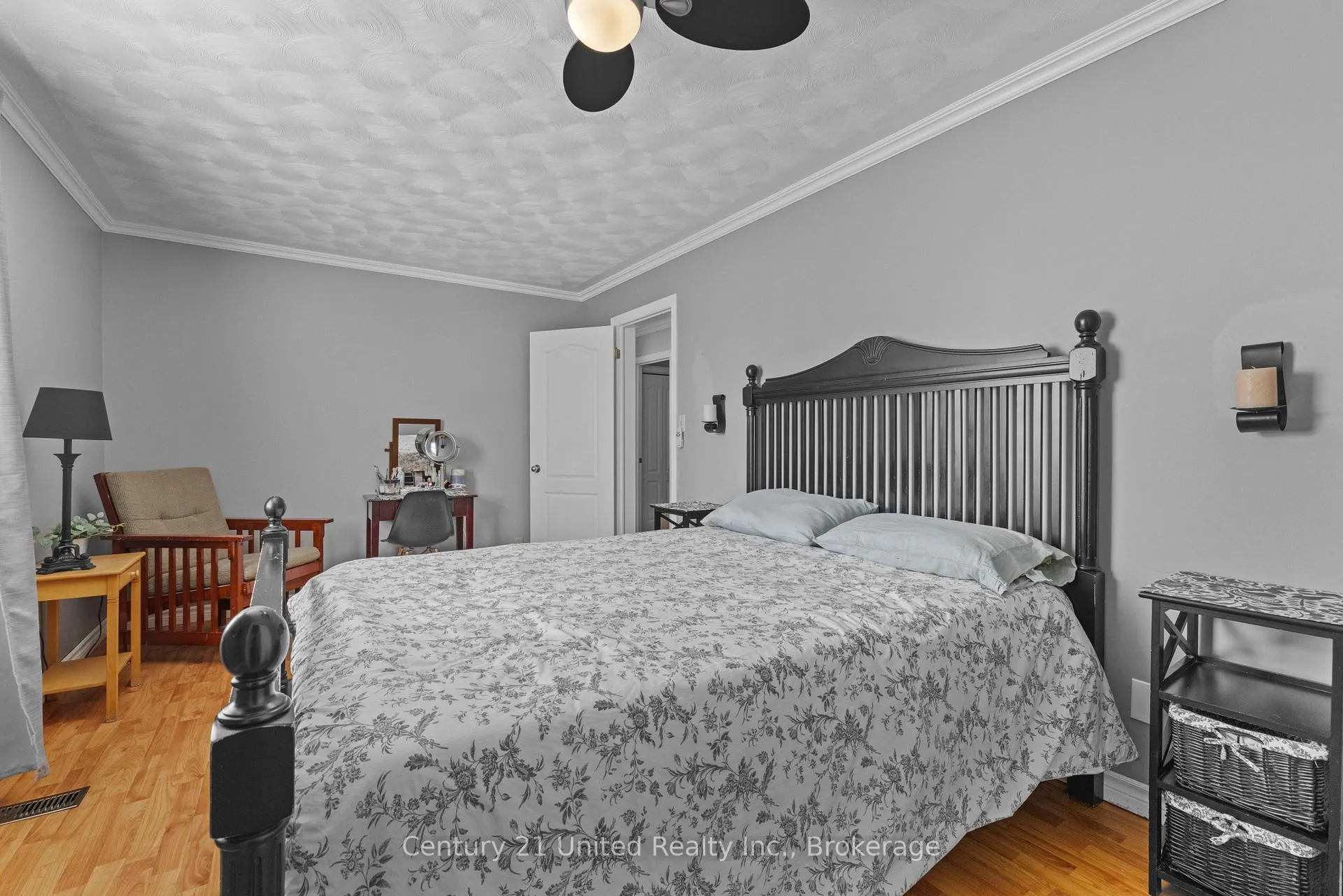 Photo 20 of 359 Mcgill Street, Peterborough, Otonabee Ward 1 — HOMEH