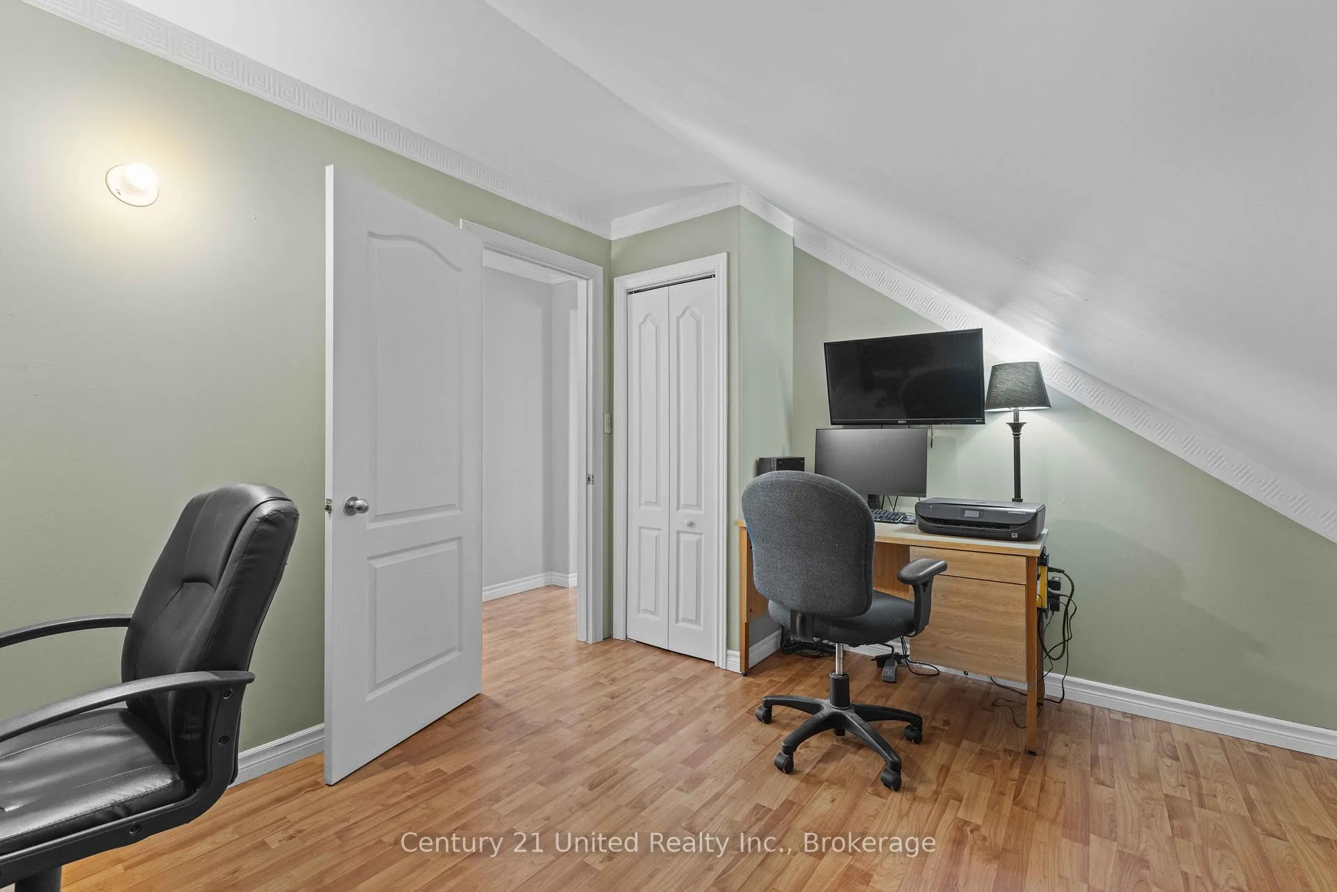 Photo 27 of 359 Mcgill Street, Peterborough, Otonabee Ward 1 — HOMEH
