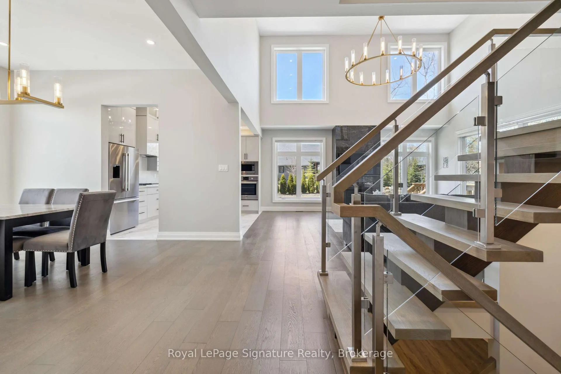 Photo 4 of 115 Rankin's Crescent, Blue Mountains — HOMEH