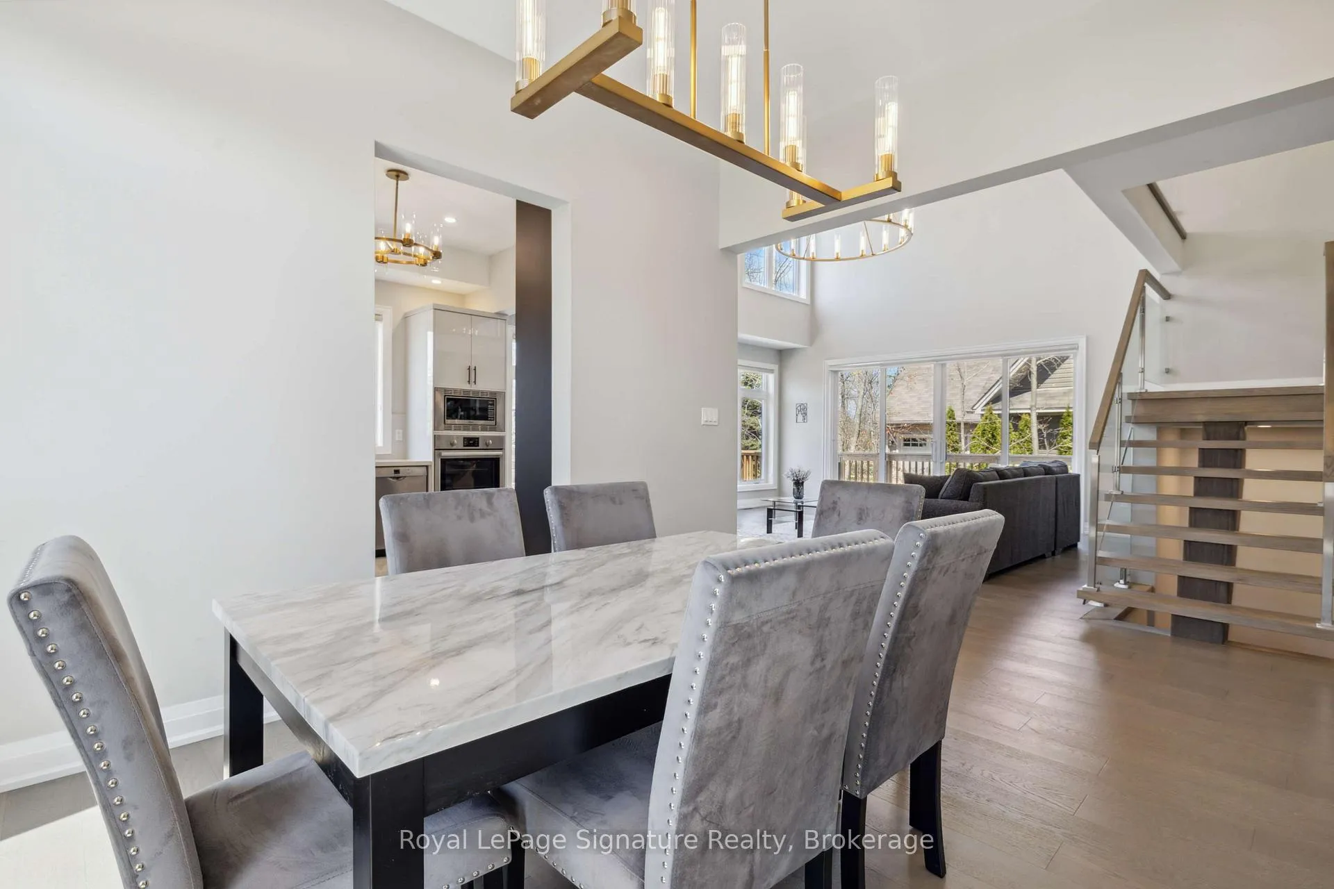 Photo 5 of 115 Rankin's Crescent, Blue Mountains — HOMEH