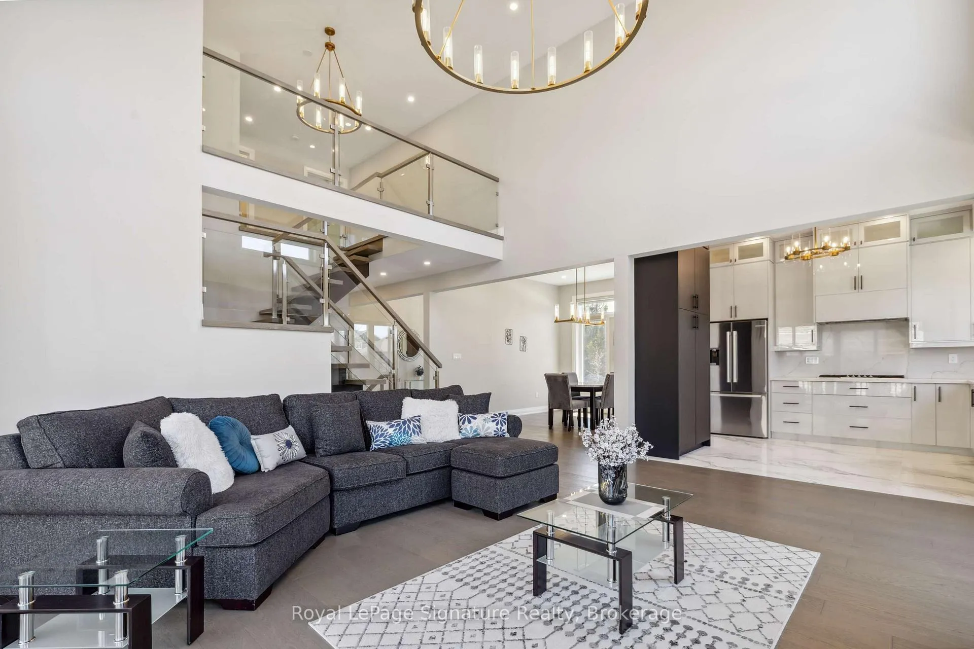 Photo 10 of 115 Rankin's Crescent, Blue Mountains — HOMEH