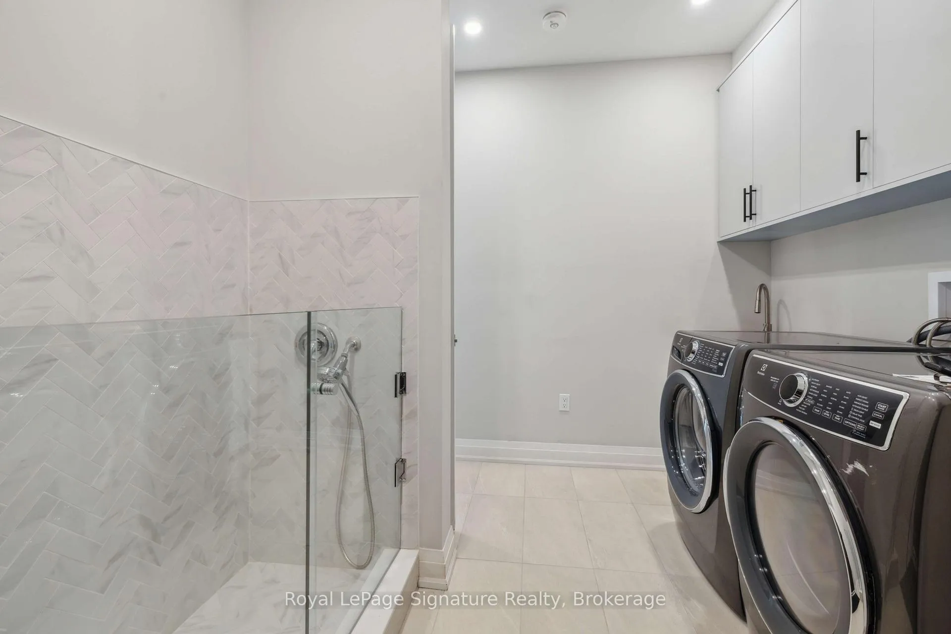 Photo 27 of 115 Rankin's Crescent, Blue Mountains — HOMEH