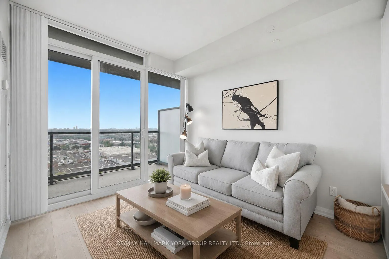 Photo 8 of Unit 2117, 7895 Jane Street, Vaughan, Concord — HOMEH